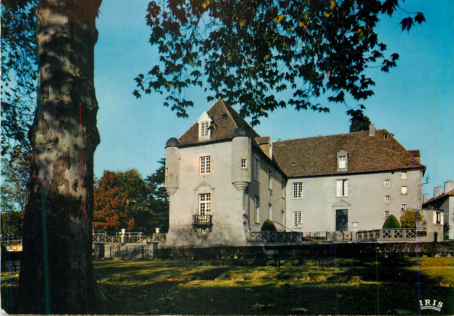 CPM Bellac (Haute Vienne) l'Hotel de Ville Petit Chateau du XVIe Siecle
