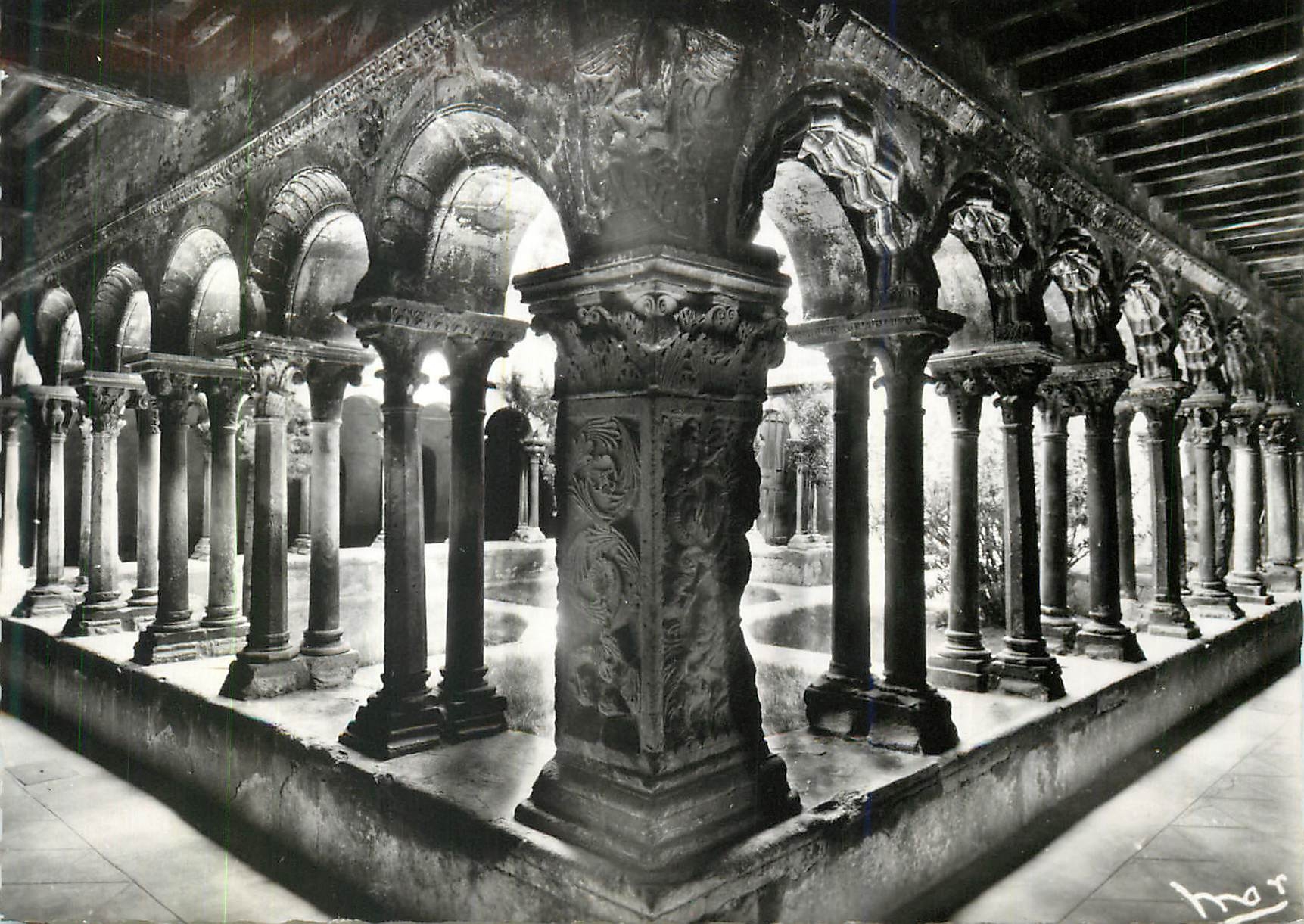 Aix-en-Provence — Cathédrale Saint-Sauveur — Le Cloître — Éditions « Mar »