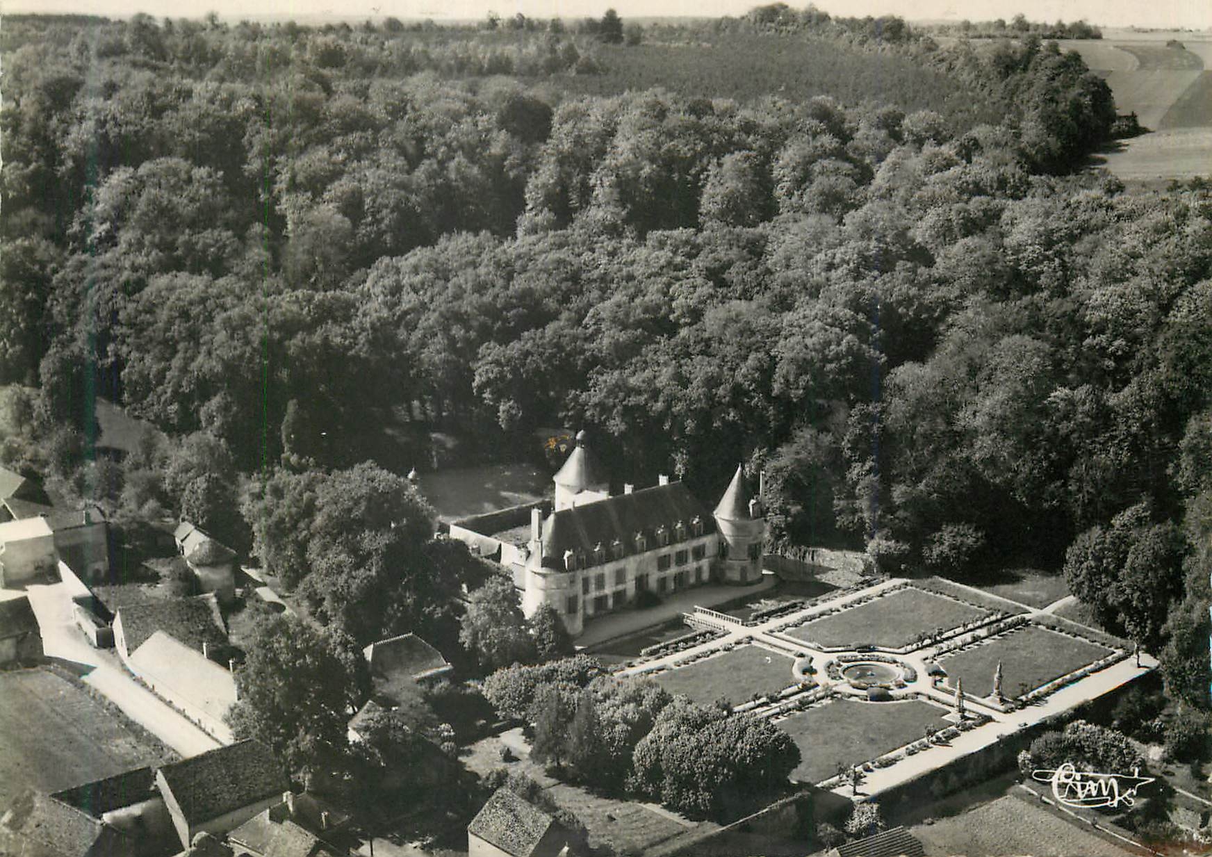 Bussy-le-Grand (C.-d'Or) — Vue aérienne du Château — Éditions Aériennes Combier