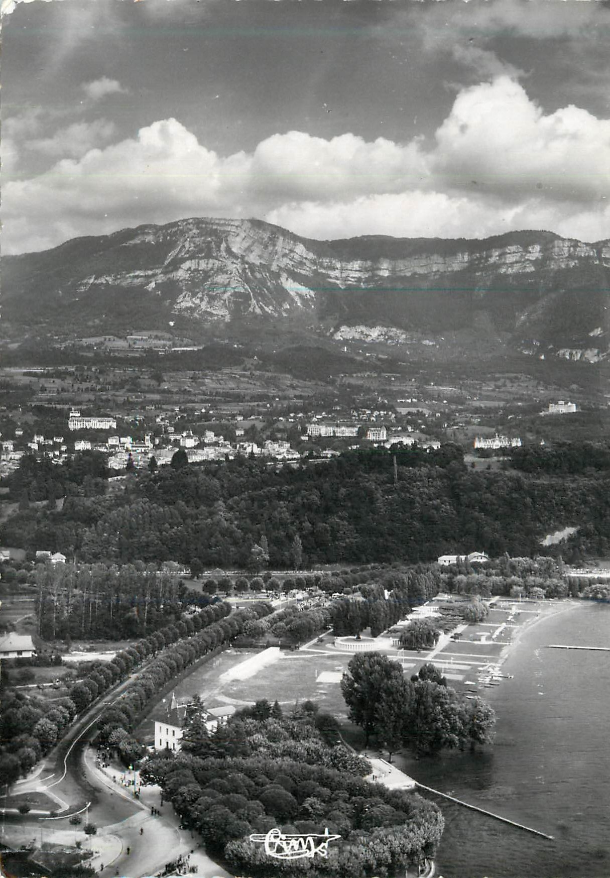CPM Aix les Bains (Savoie) Vue Aerienne le Petit Port
