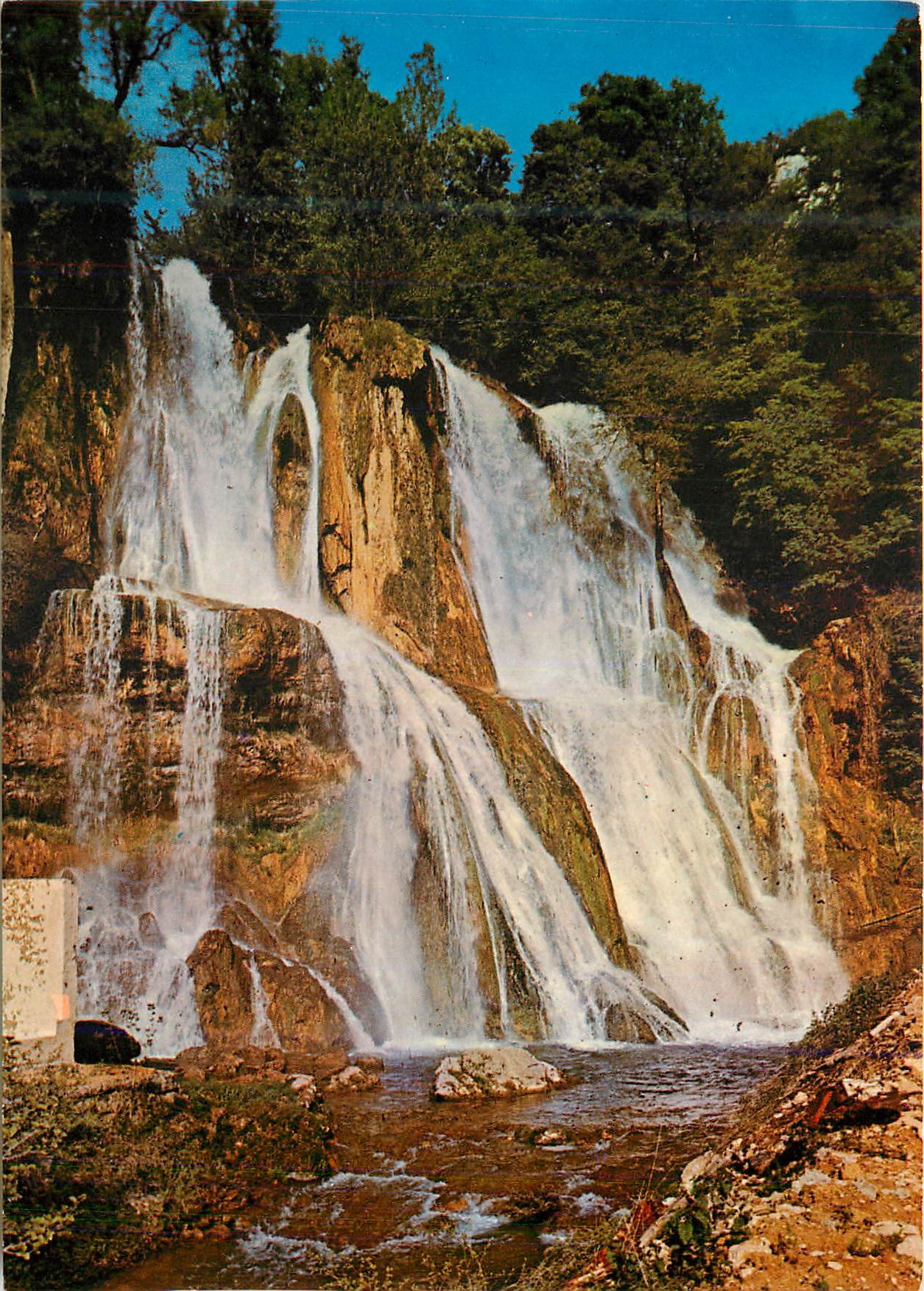 CPM La Cascade de Glandieu (Hauteur 40 m)