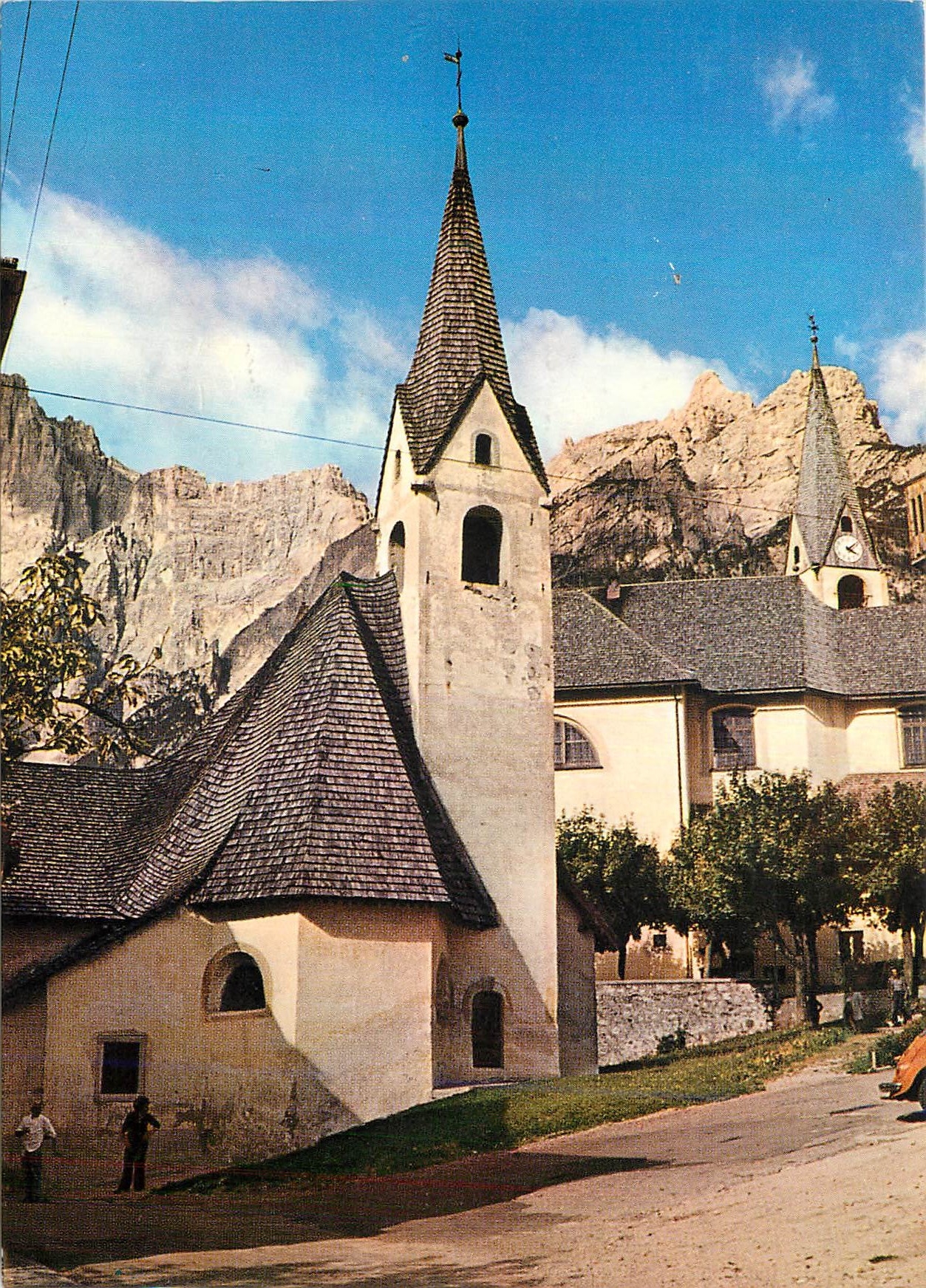 CPM Dolomiti S Vito di Cadore m 1010 Chiesa della M della Difesa