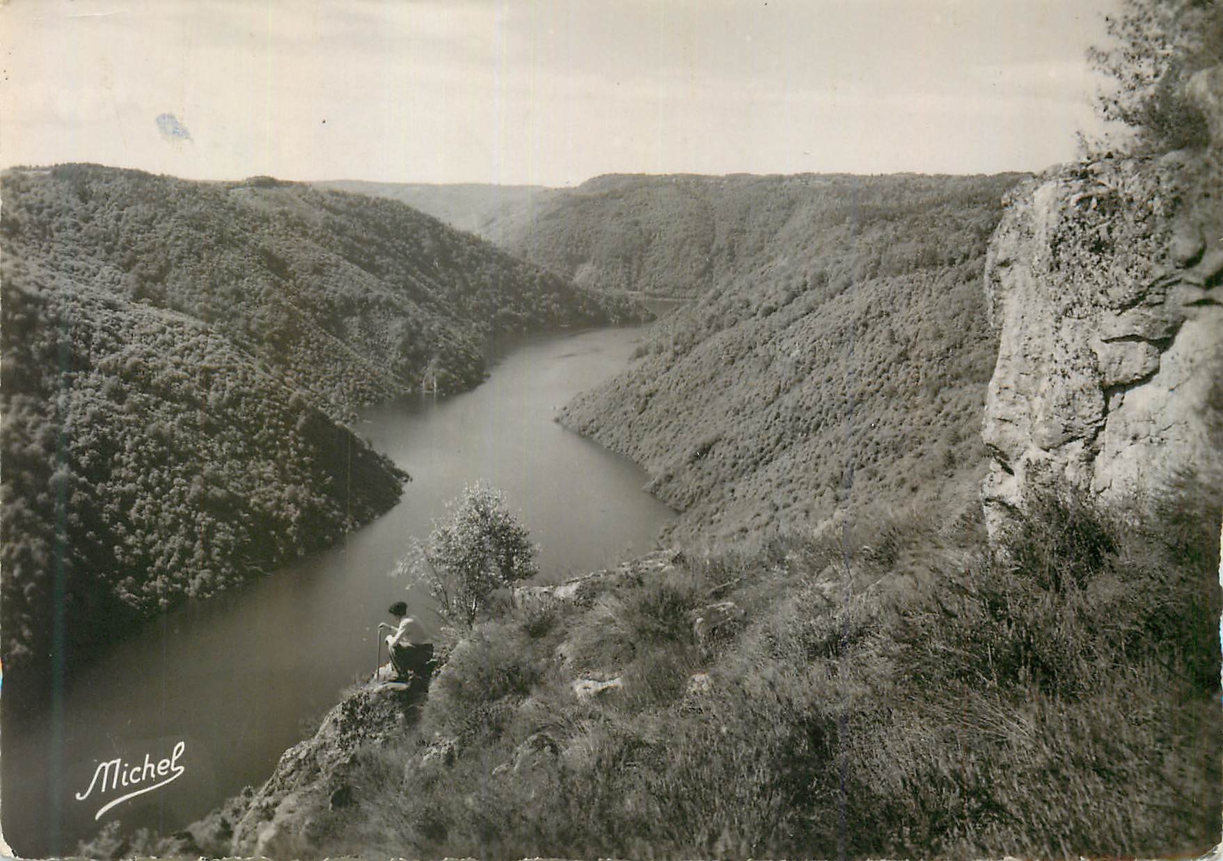 CPM La Correze Touristique par Michel Barrage du Chastang Panorama des Gorges au Roc du Chien