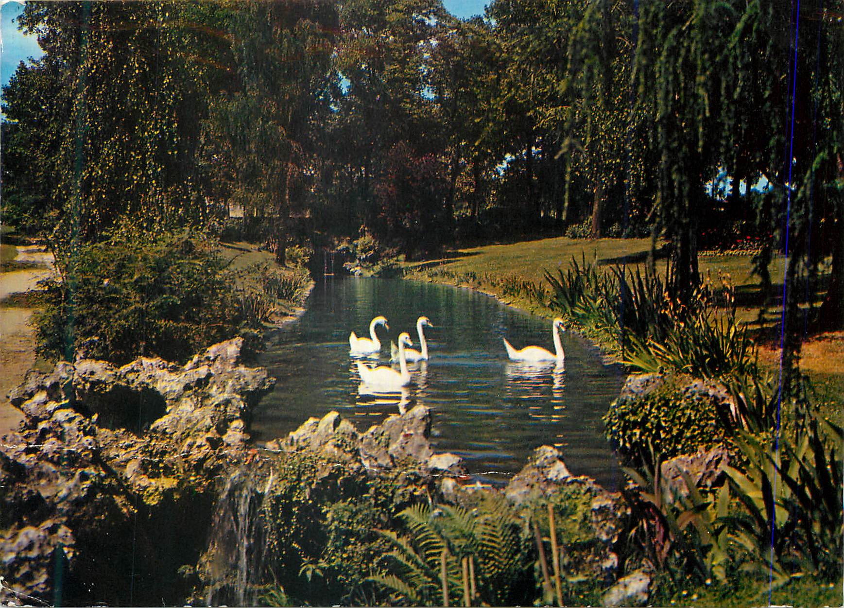CPM Nantes (Loire Atlantique) Le Jardin des Plantes