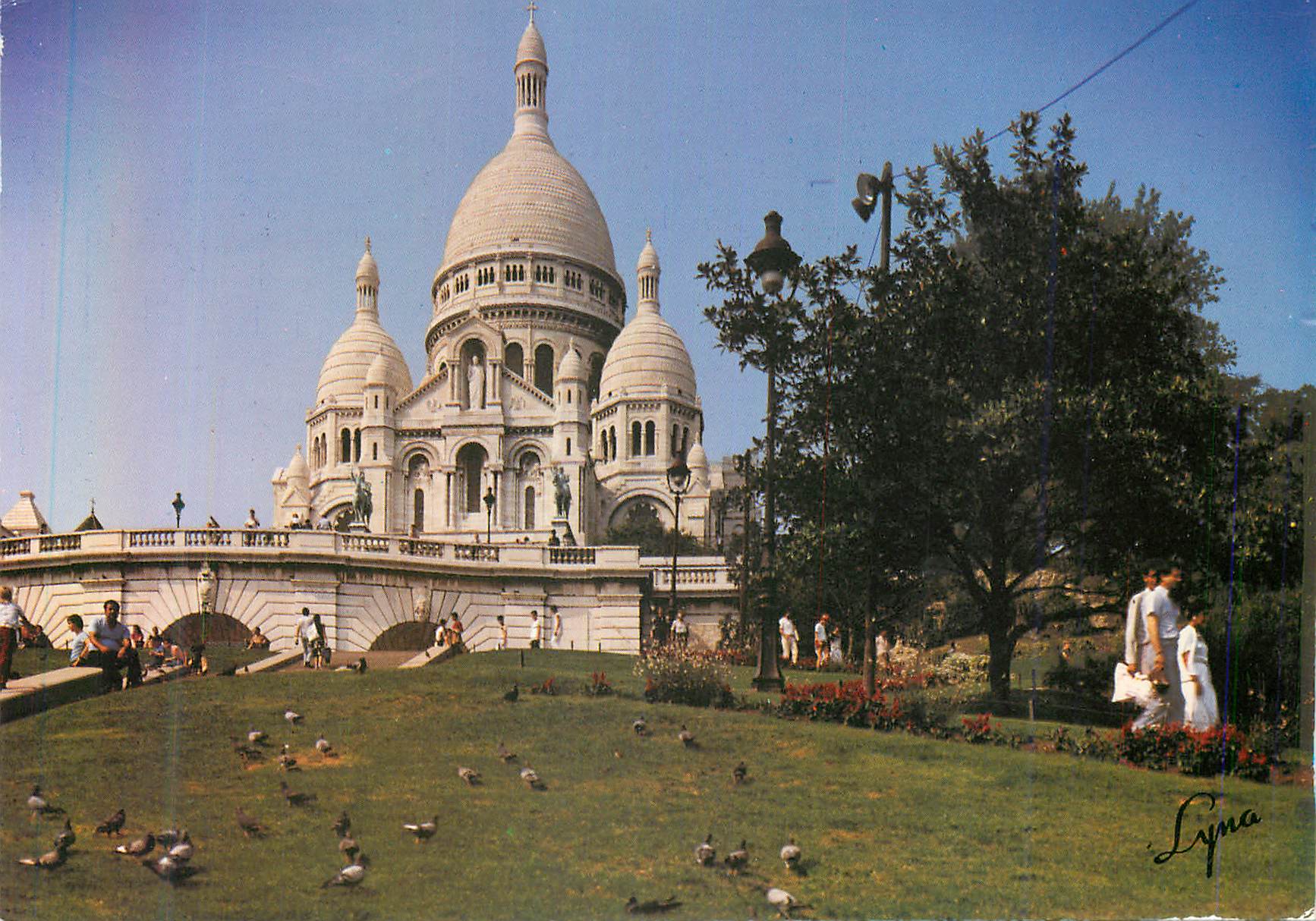 La Basilique du Sacré-Cœur de Montmartre — vue panoramique — imprimée en France