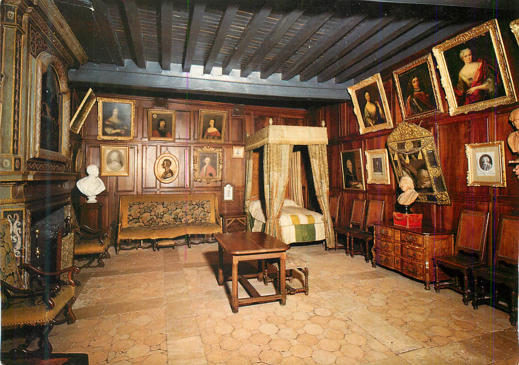 CPM Chateau de la Brede (Gironde) Chambre de Montesquieu