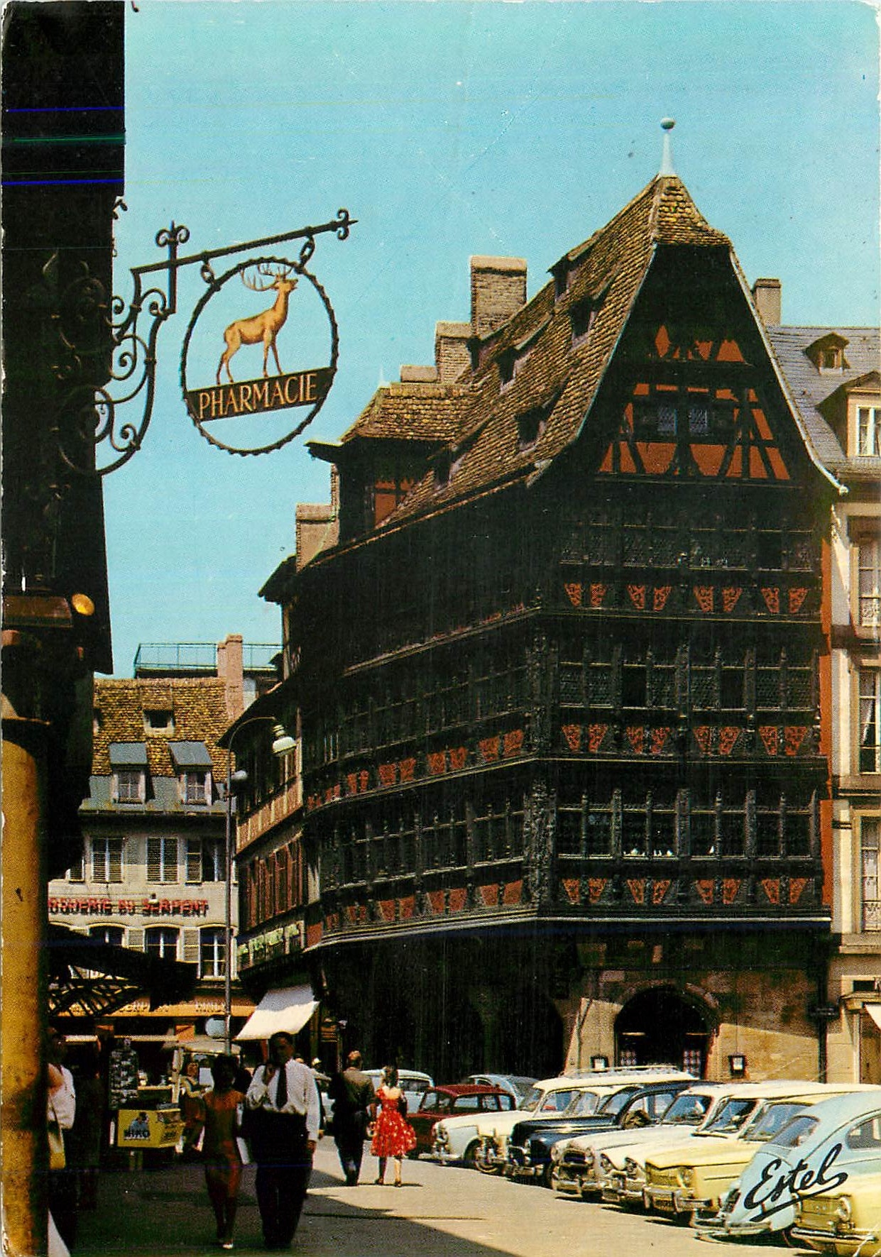 CPM Strasbourg (Bas Rhin) Au Pays des Cigognes La Maison Kammerzell (XVe et XVIe Siecles)