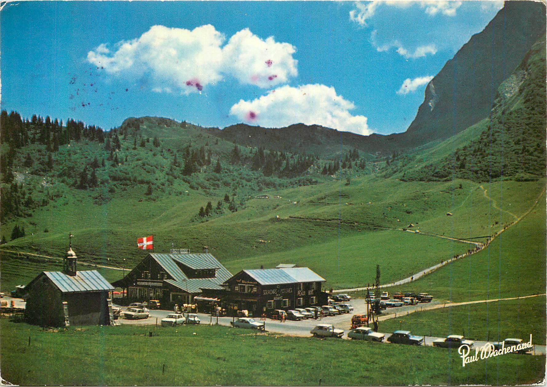 CPM Col des Aravis Alt 1500 m Le Sommet du Col et la Chapelle