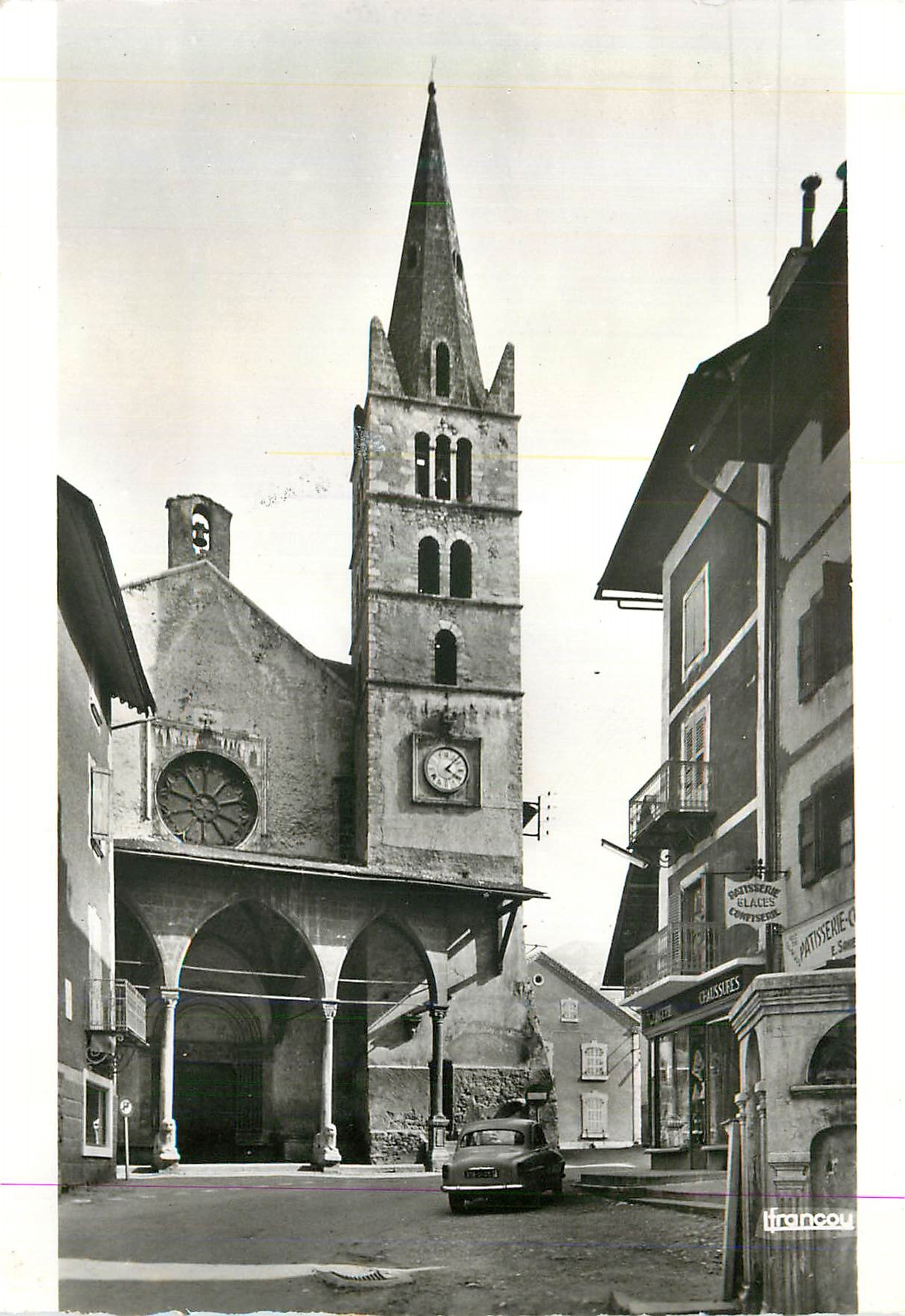 CPM Guillestre (Alt 987 m) (H A) L'Eglise XVIe S