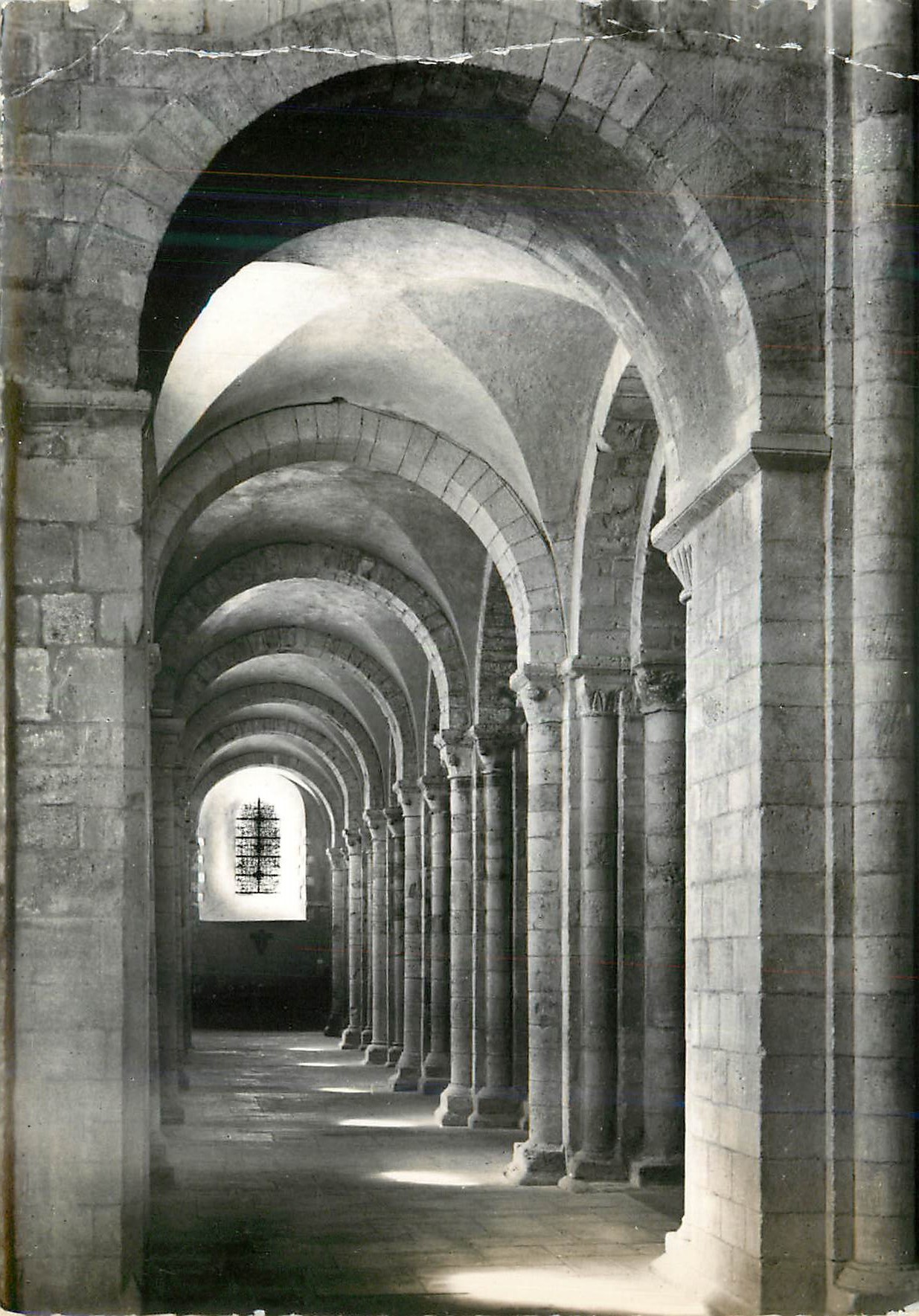 CPM Lessay (Manche) Eglise Abbatiale (XIe et XIIe S) Bas Cote Sud