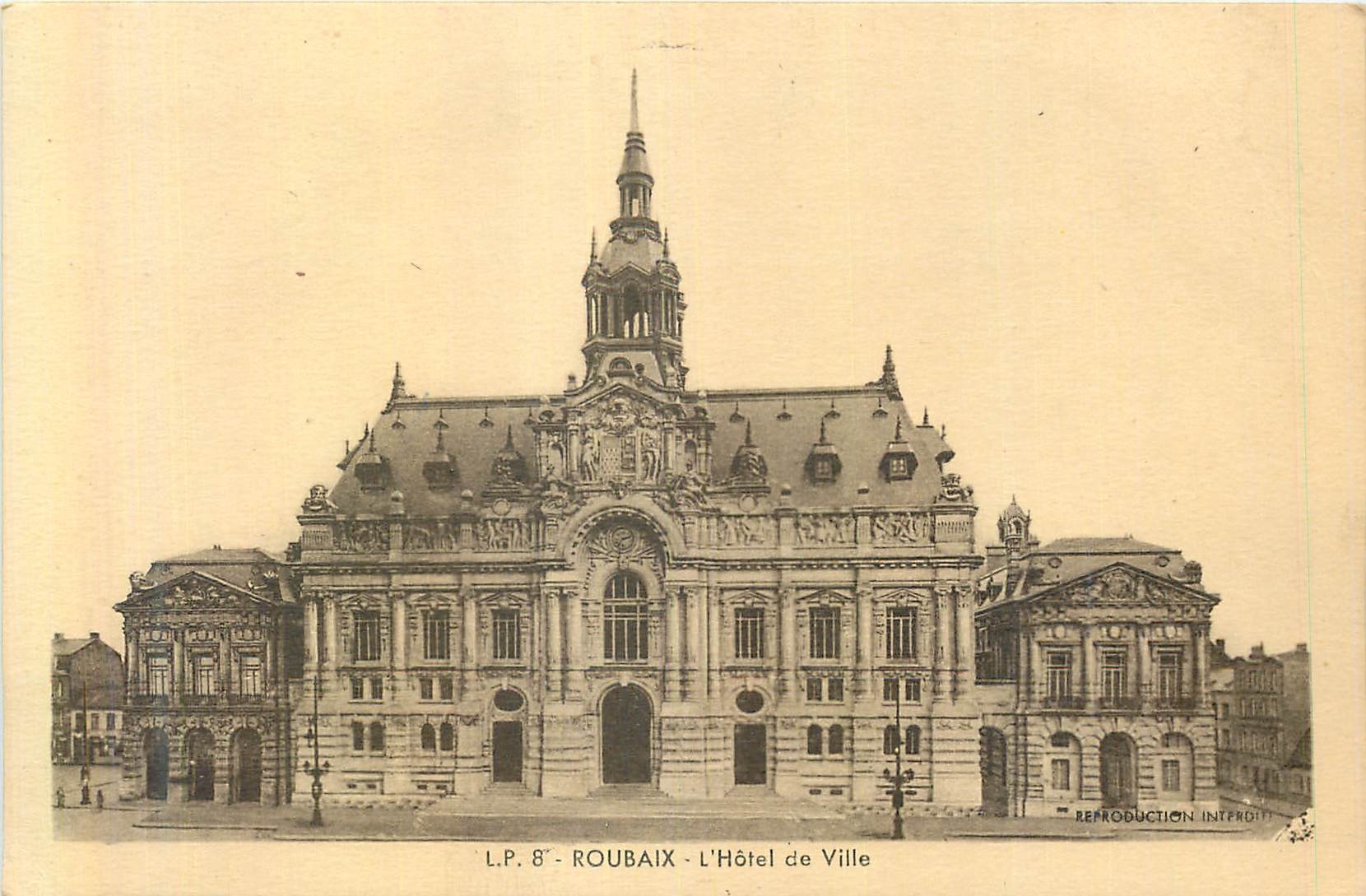 CPA Roubaix L'Hotel de Ville