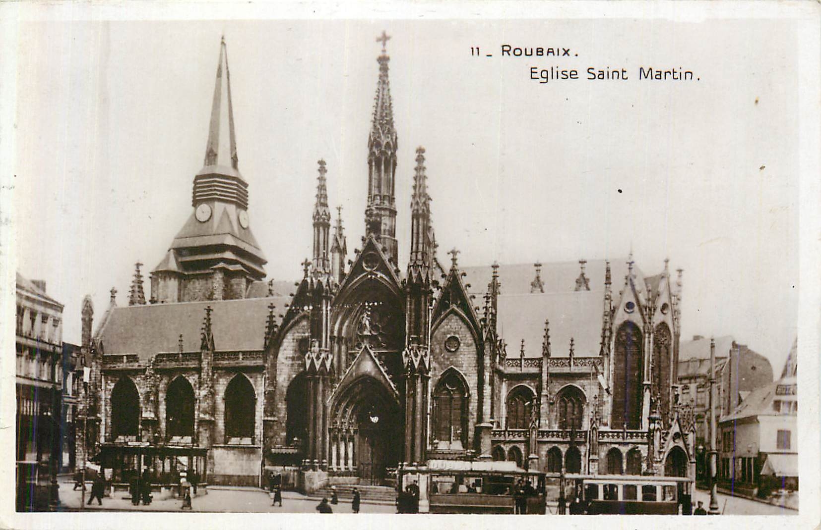 CPA Roubaix Eglise Saint Martin Tramway