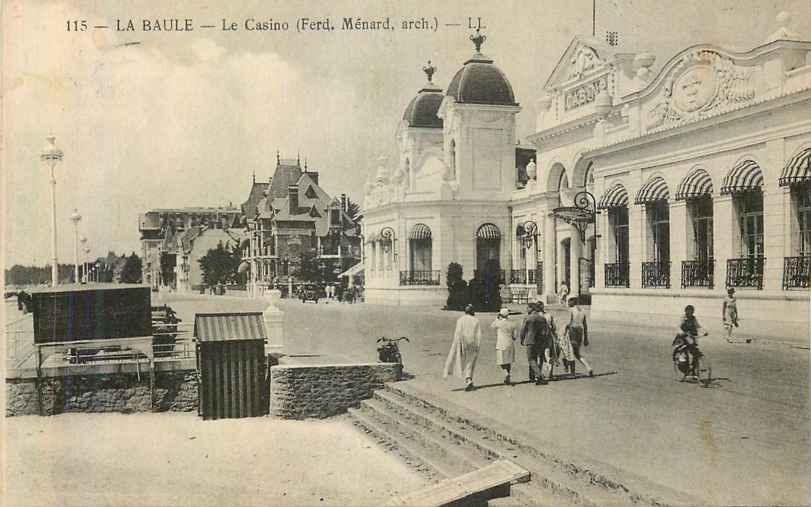 CPA La Baule Le Casino (Fred Menerd arch)