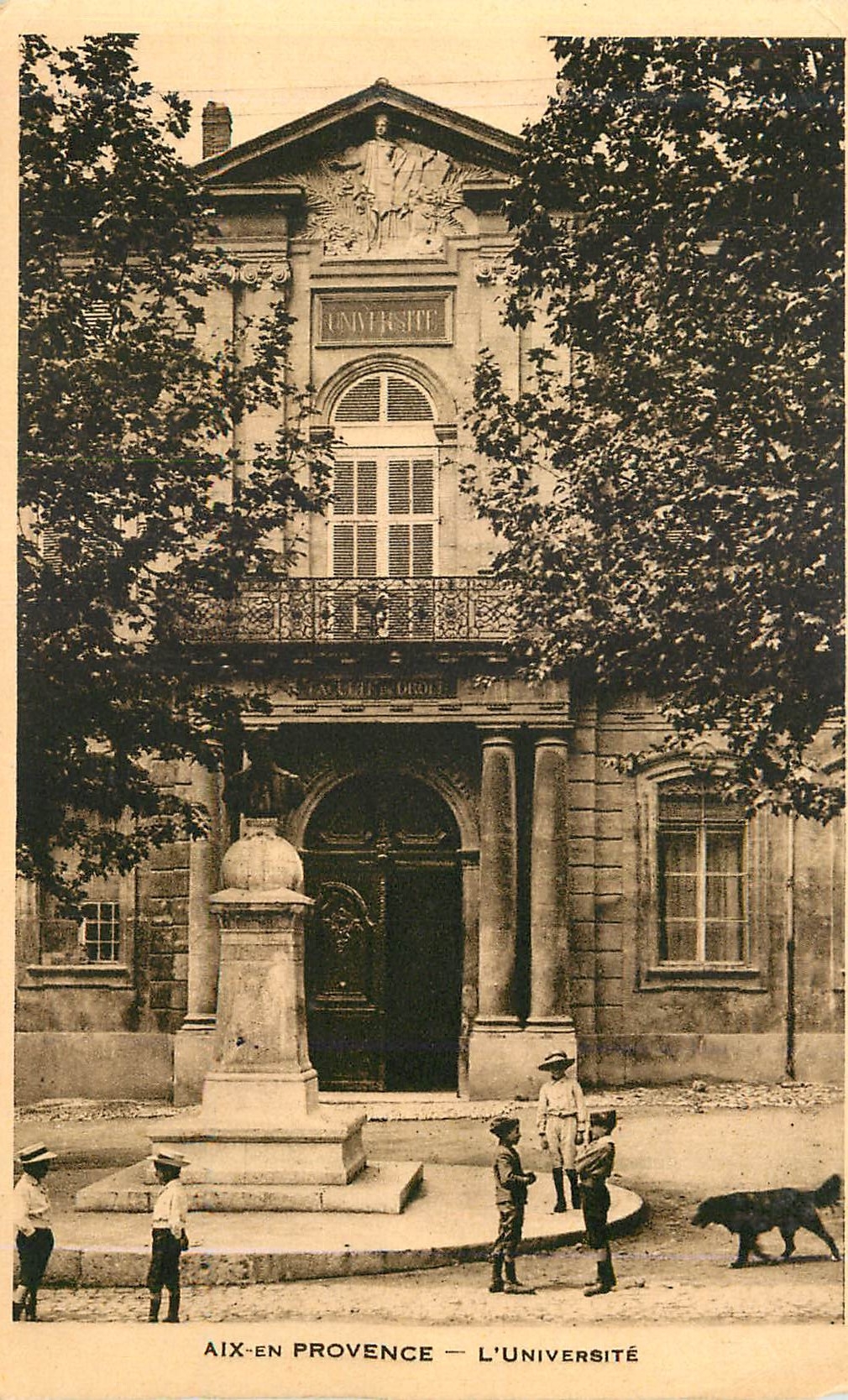 Aix-en-Provence — L'Université — Faculté de Droit