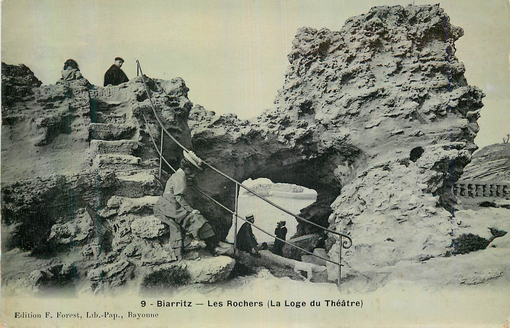 CPA Biarritz Les Rochers (La Loge du Theatre)