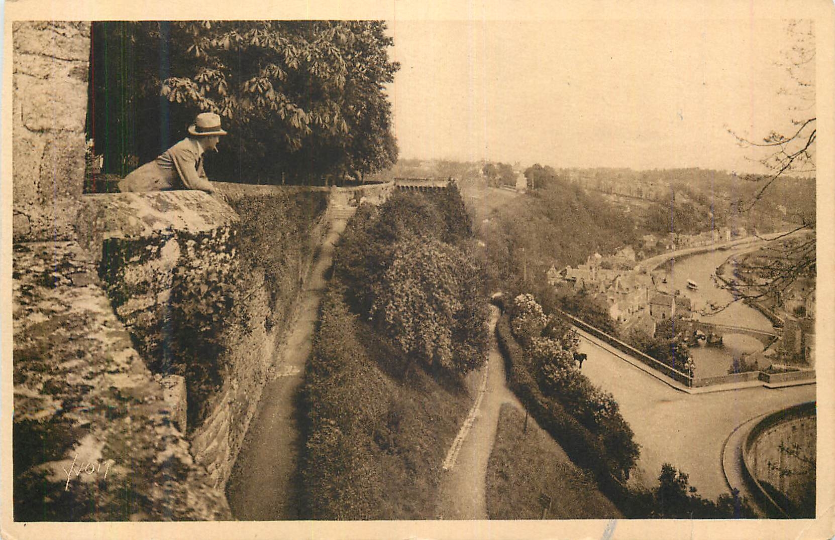CPA Dinan (C du Nord) Bretagne La Douce France La Vallee de la Rance Vue du Jardin Anglais