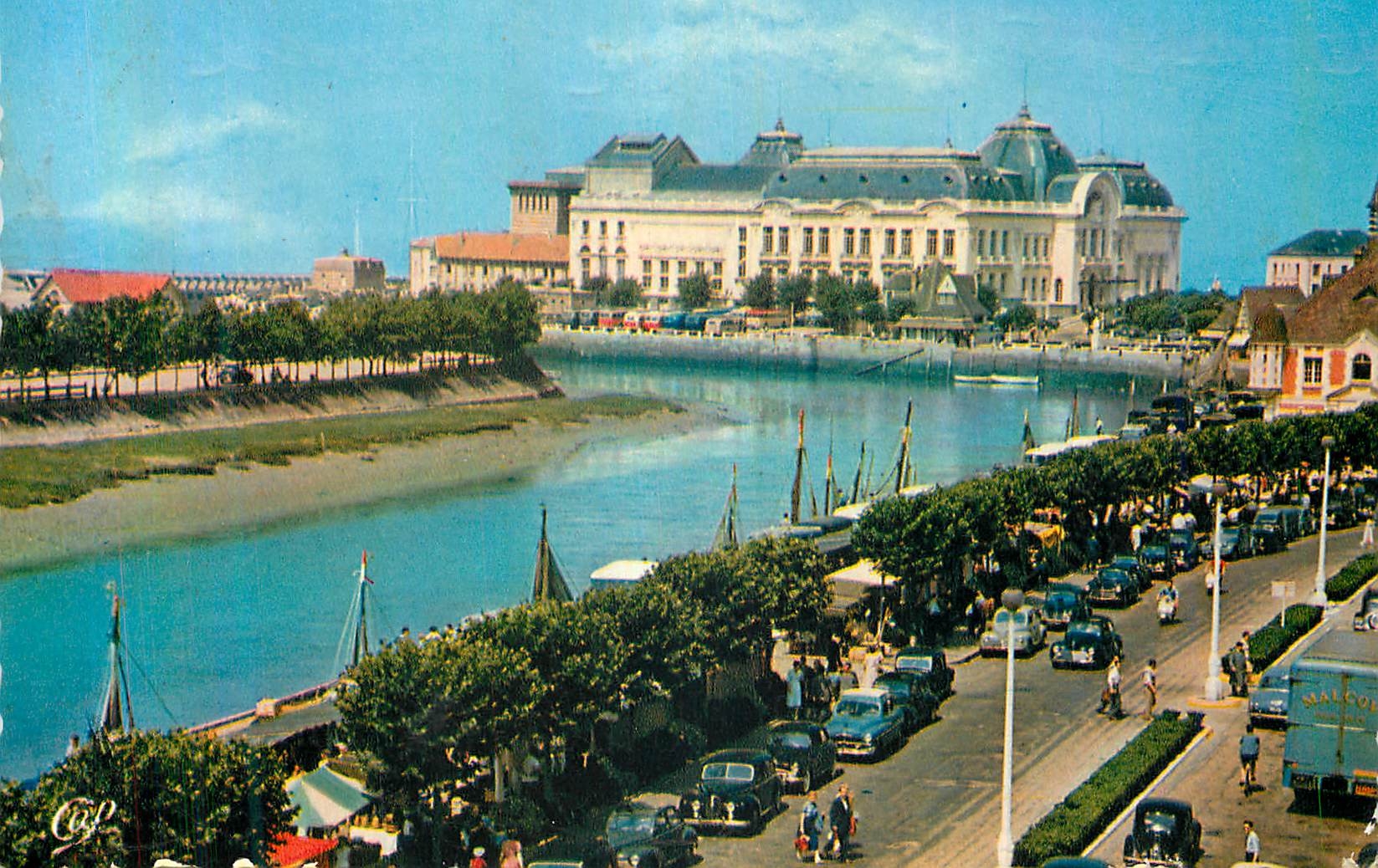 Le port de Trouville — vue du casino et du quai — éditeur C.° des Arts Photographiques