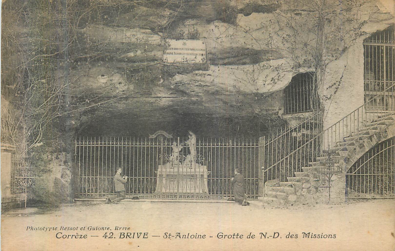 CPA Correze Brive St Antoine Grotte de N D des Missions