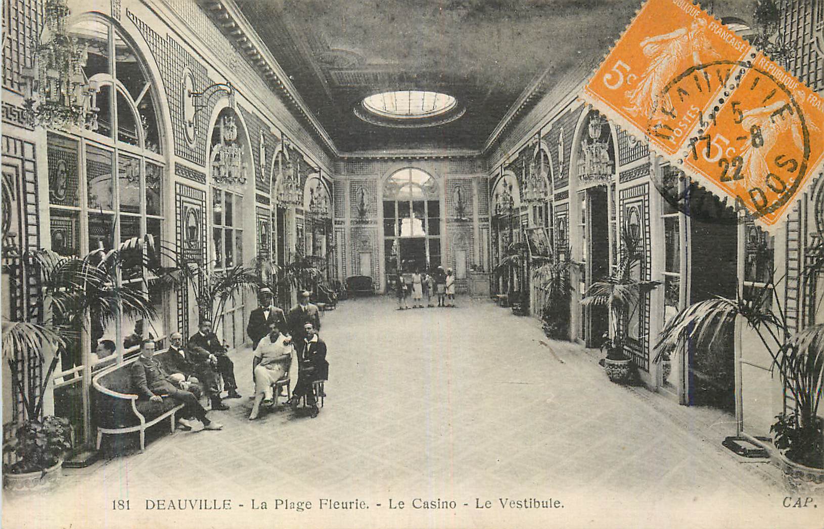Deauville - La Plage Fleurie - Le Casino - Le Vestibule — CAP, n°181