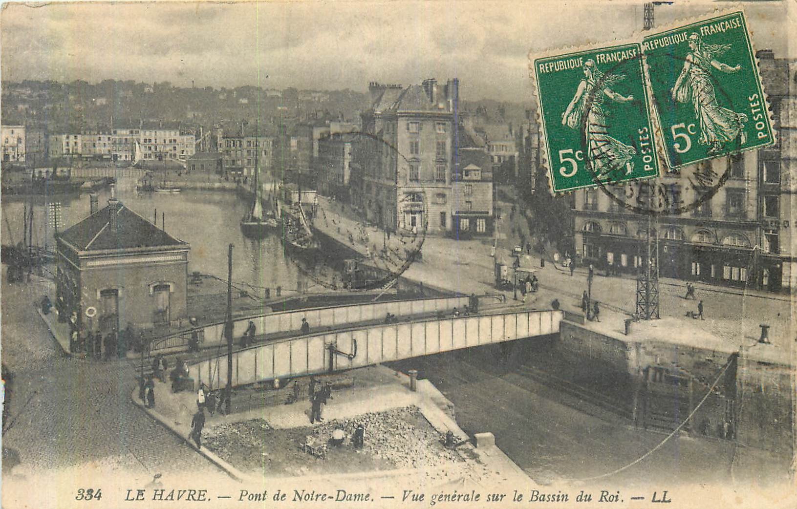CPA Le Havre Pont de Notre Dame Vue Generale sur le Bassin du Roi