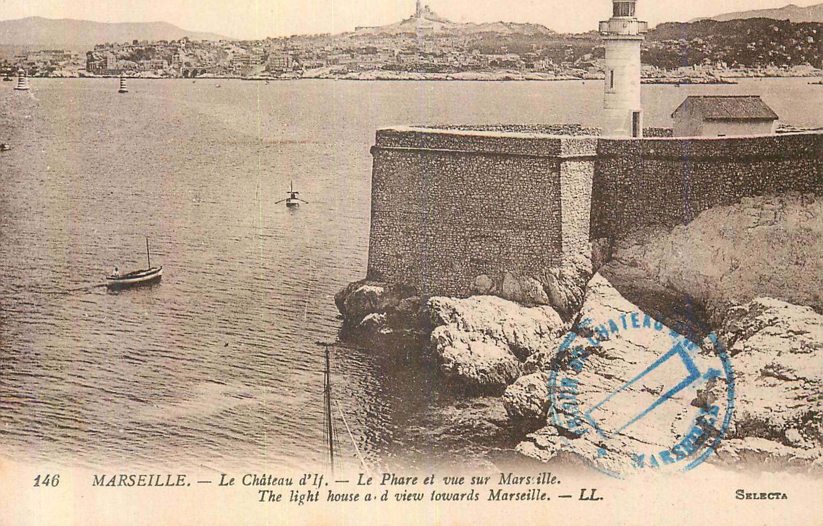 CPA Marseille Le Chateau d'If Le Phare et vue sur Marseille