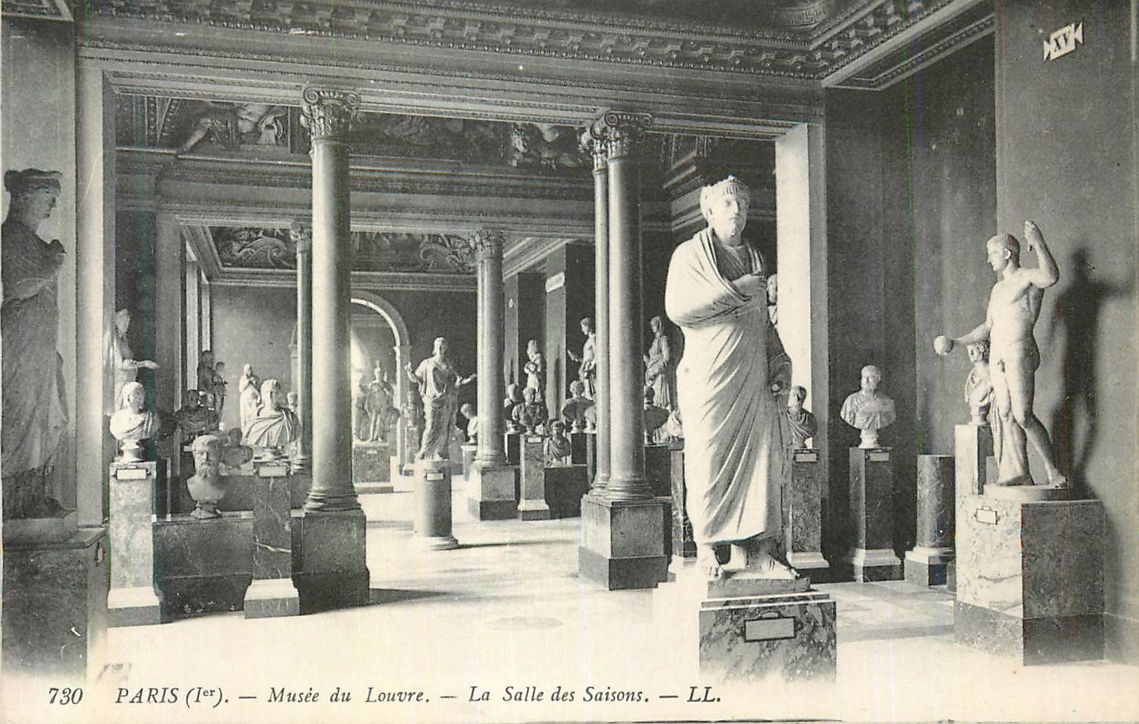 CPA Musee du Louvre Paris (Ier) La Salle des Saisons