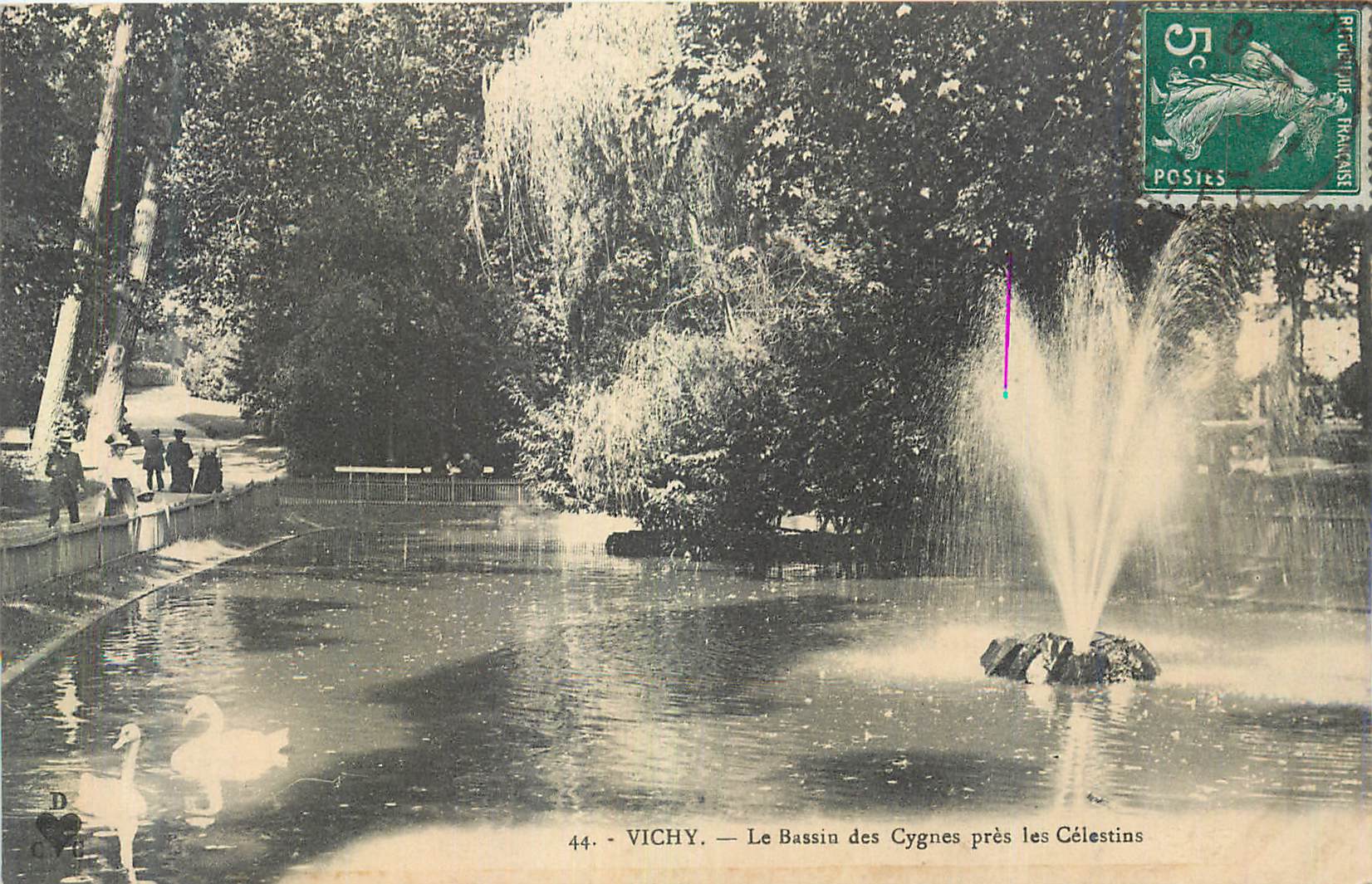 CPA Vichy Le Bassin des Cygnes pres les Celestins