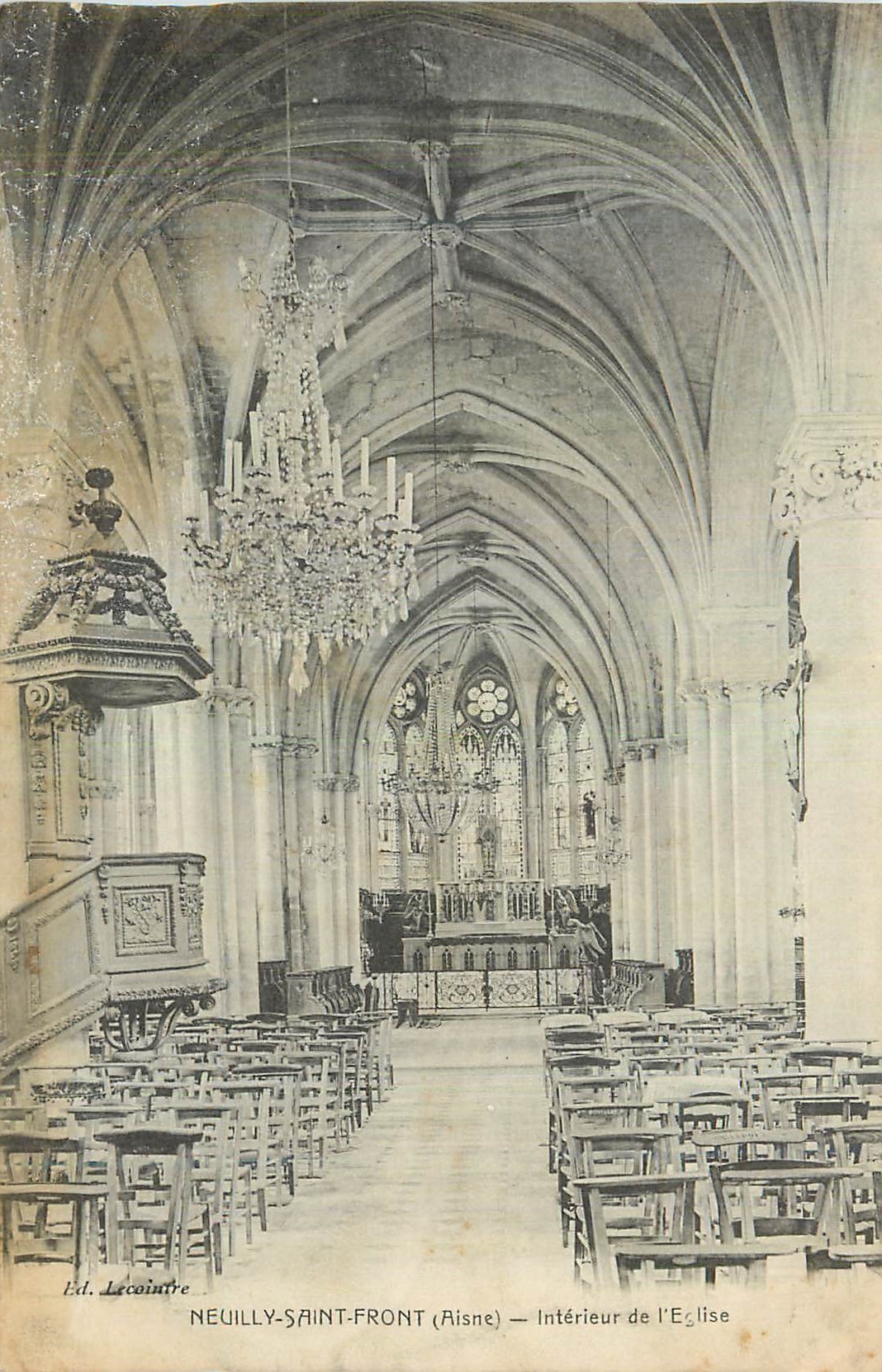 Neuilly-Saint-Front (Aisne) — Intérieur de l'Église — Éd. Lecointrre