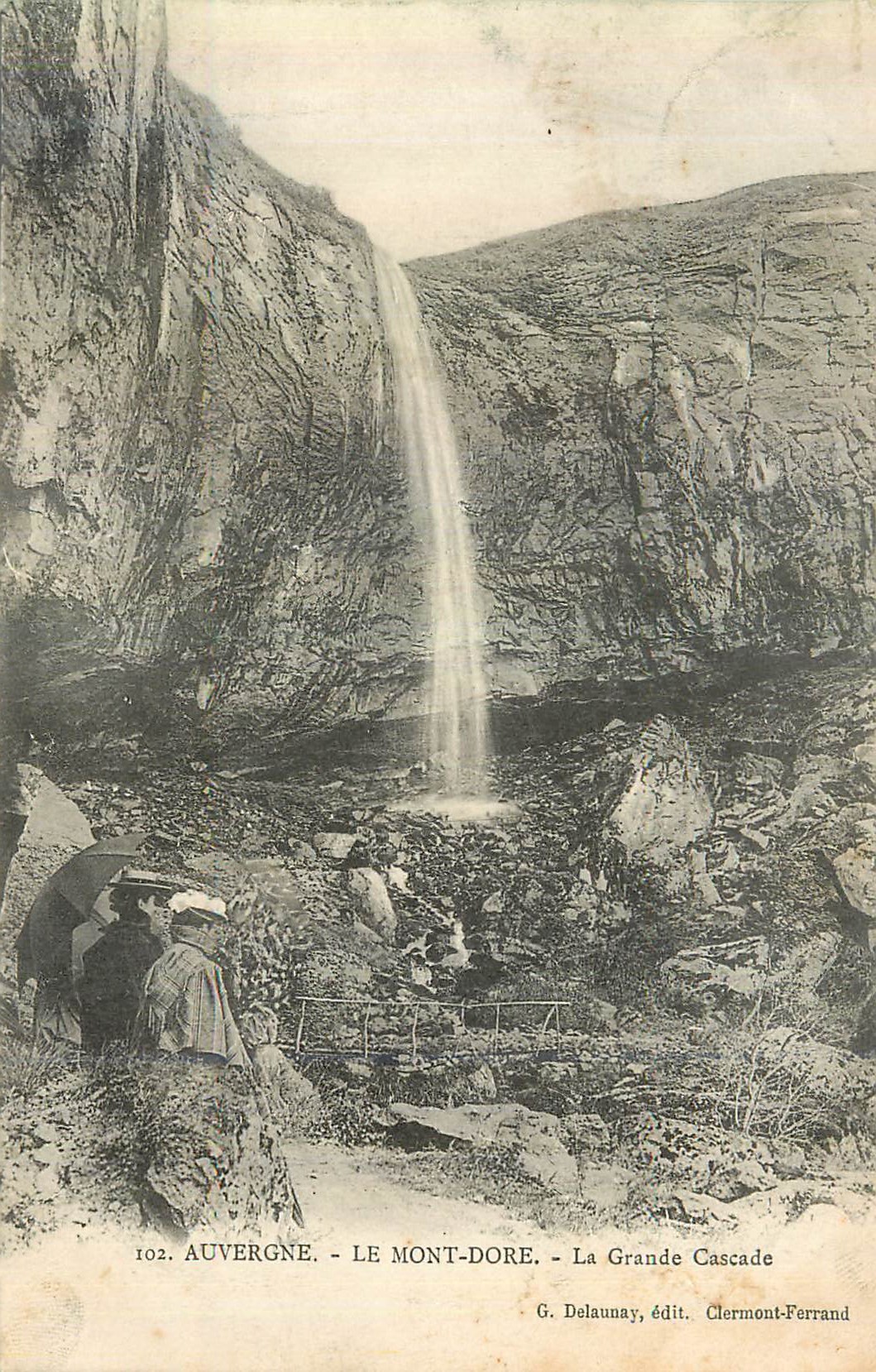 CPA Le Mont Dore Auvergne La Grande Cascade