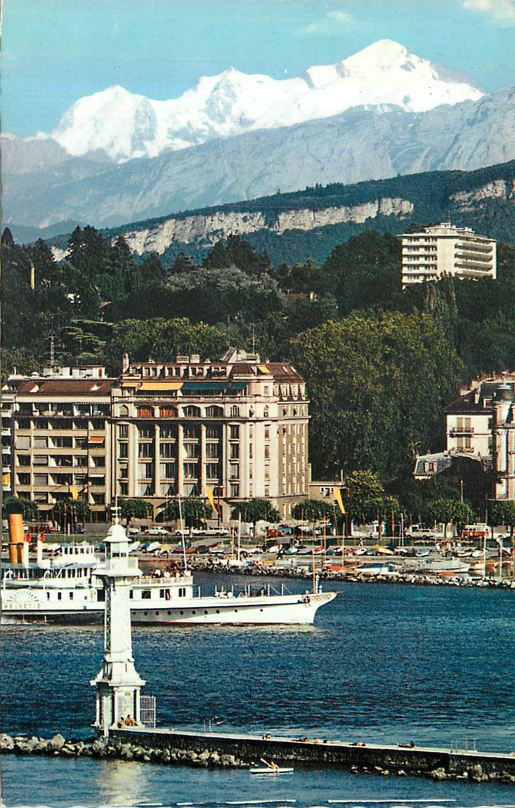 CPM Geneve Entree de la Rade et le Mont Blanc (4810 m) Bateau
