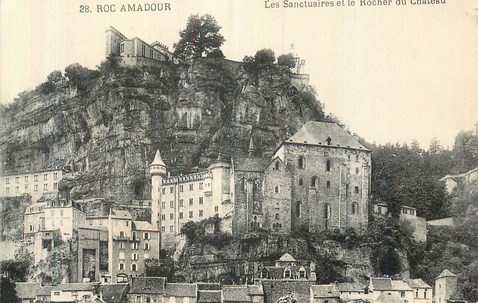 CPA Roc Amadour Les Sanctuaires et le Rocher au Chateau