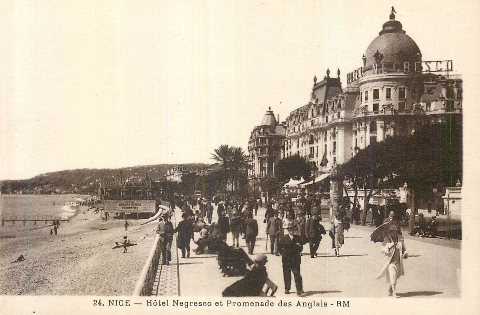 CPA Nice Negresco et Promenade des Anglais