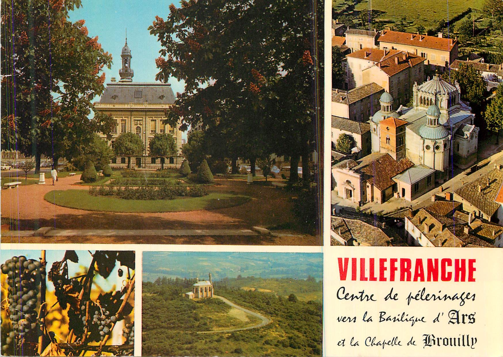 CPM Villefranche en Beaujolais (Rhone) Centre de Pelerinages vers la Basilique d'Ars