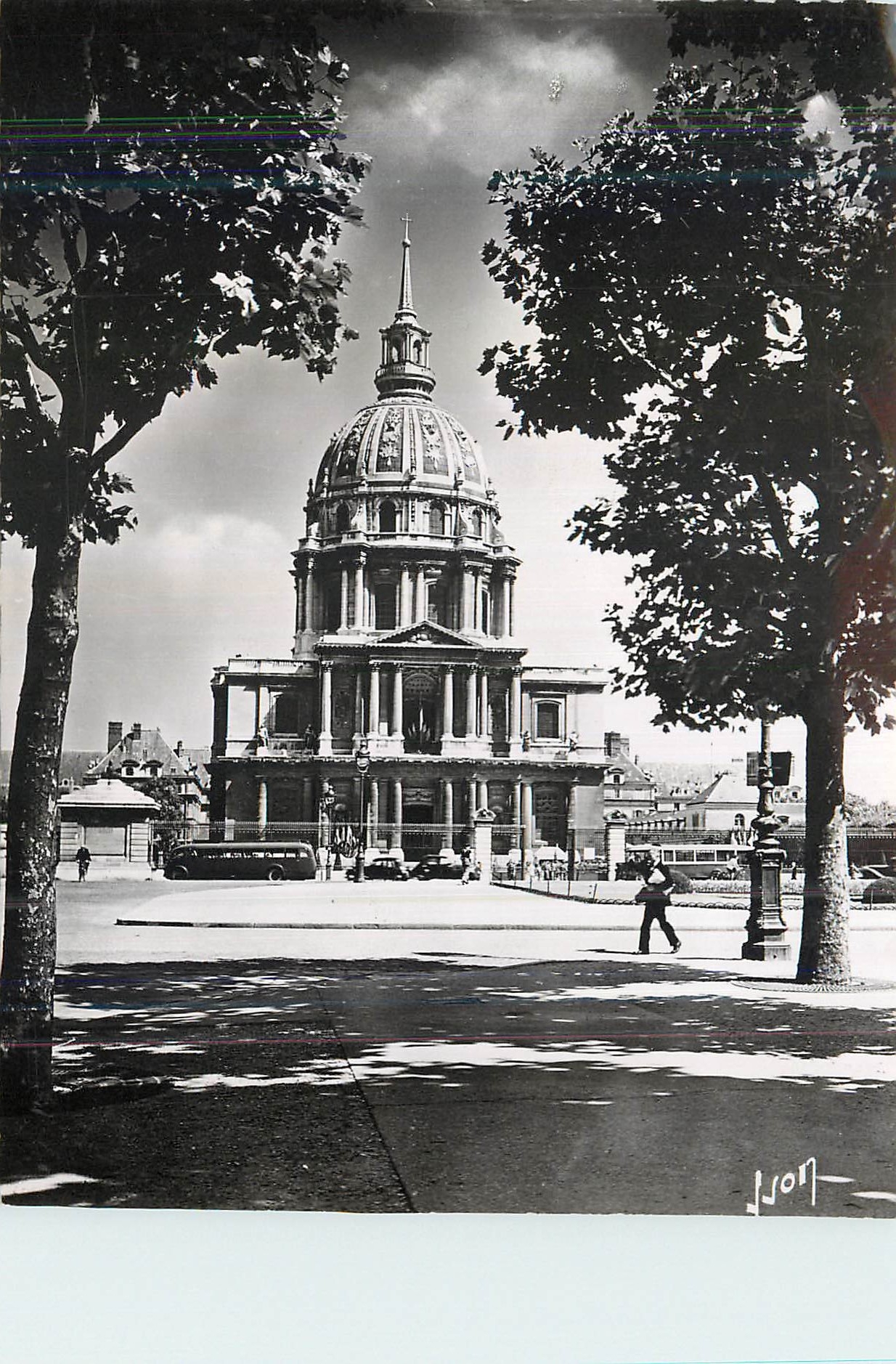 CPA Eglise Saint Louis des Invalides Paris en Flanant