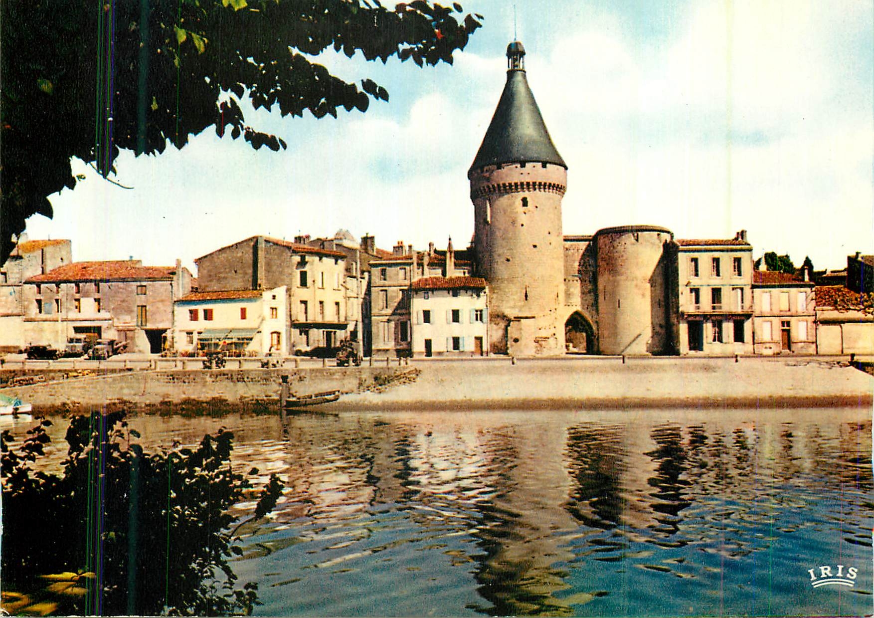 CPM Libourne (Gironde) Tour du Grand Port