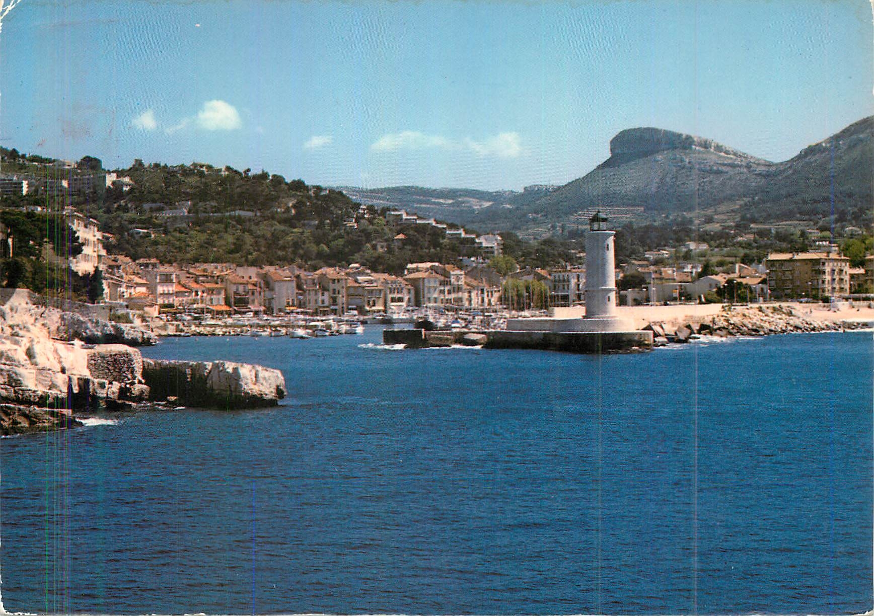 CPM Rivage Mediterraneen Cassis Entree du Port