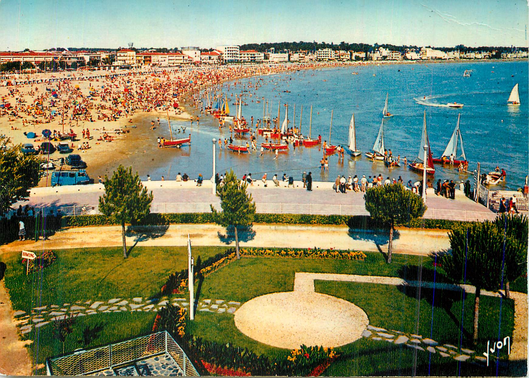 Royan — Les Jardins du Casino et la Grande Plage — Éditions d'Art Yvon - Arcueil