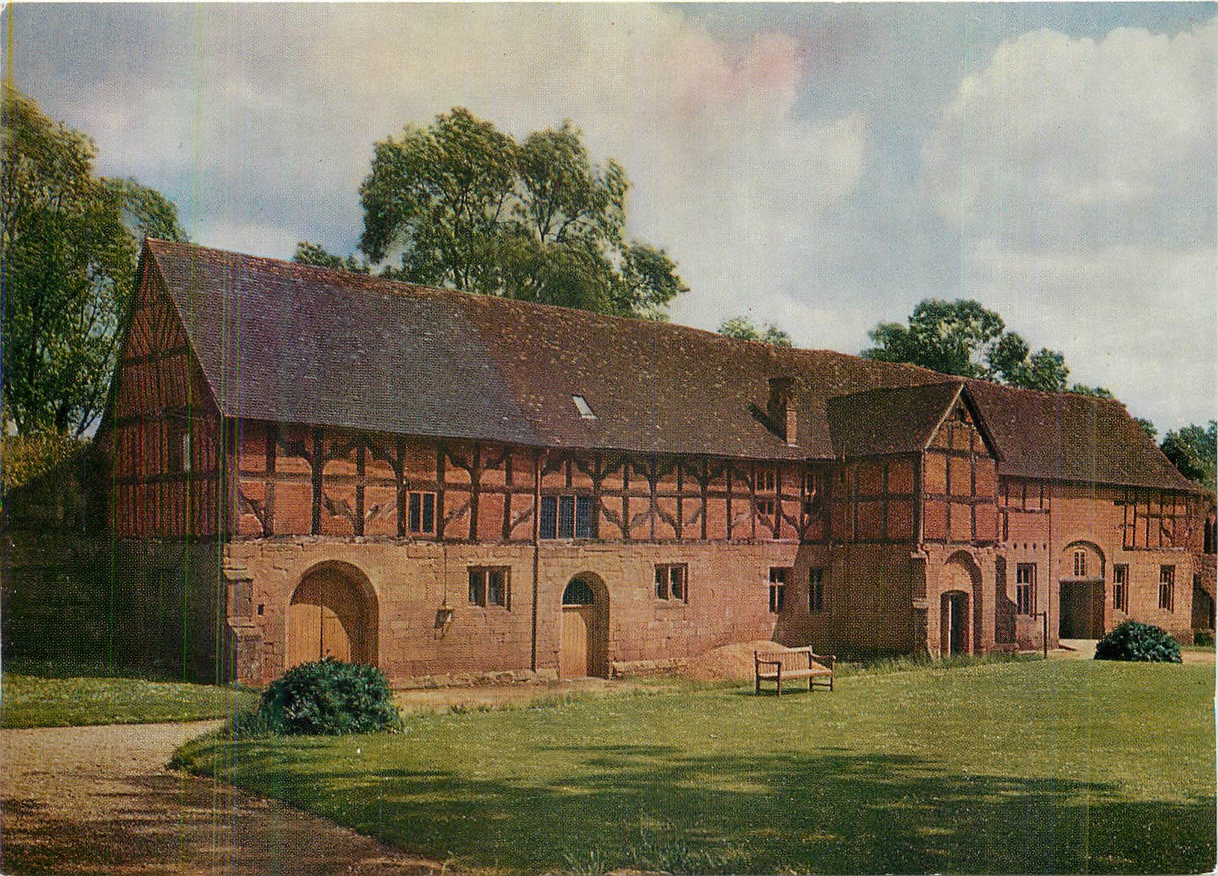CPM Warwickshire Kenilworth Castle Leicester's Barn