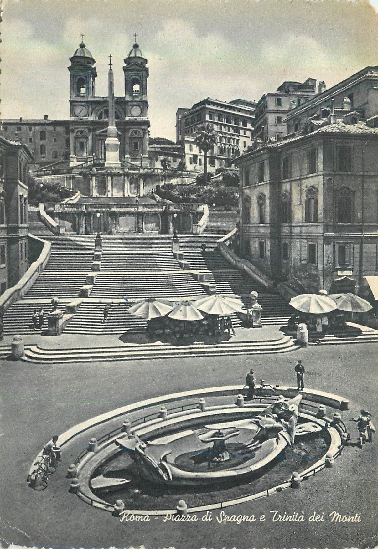 CPM Roma la Place d'Espagne et l'Eglise de la Trinite des Montagnes