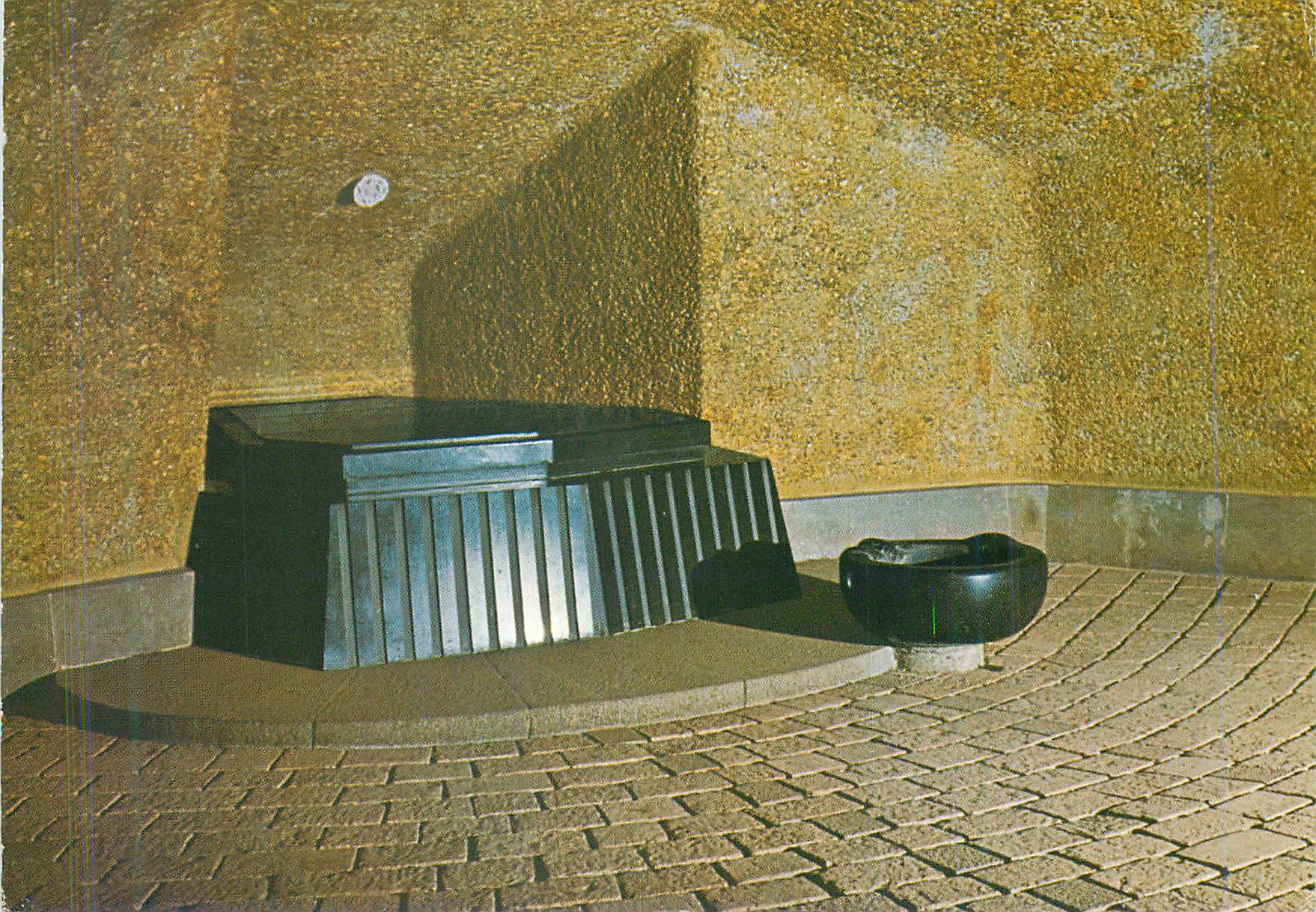 CPM Tomb of Baron Edmond de Rothschild