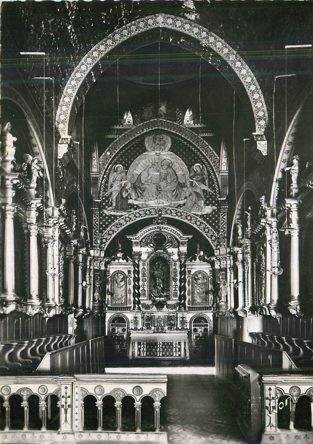 CPM Abbaye St Michel de Frigolet (Bouches du Rhone) Chapelle Notre Dame du Bon Remede et d'Anne d'Autriche