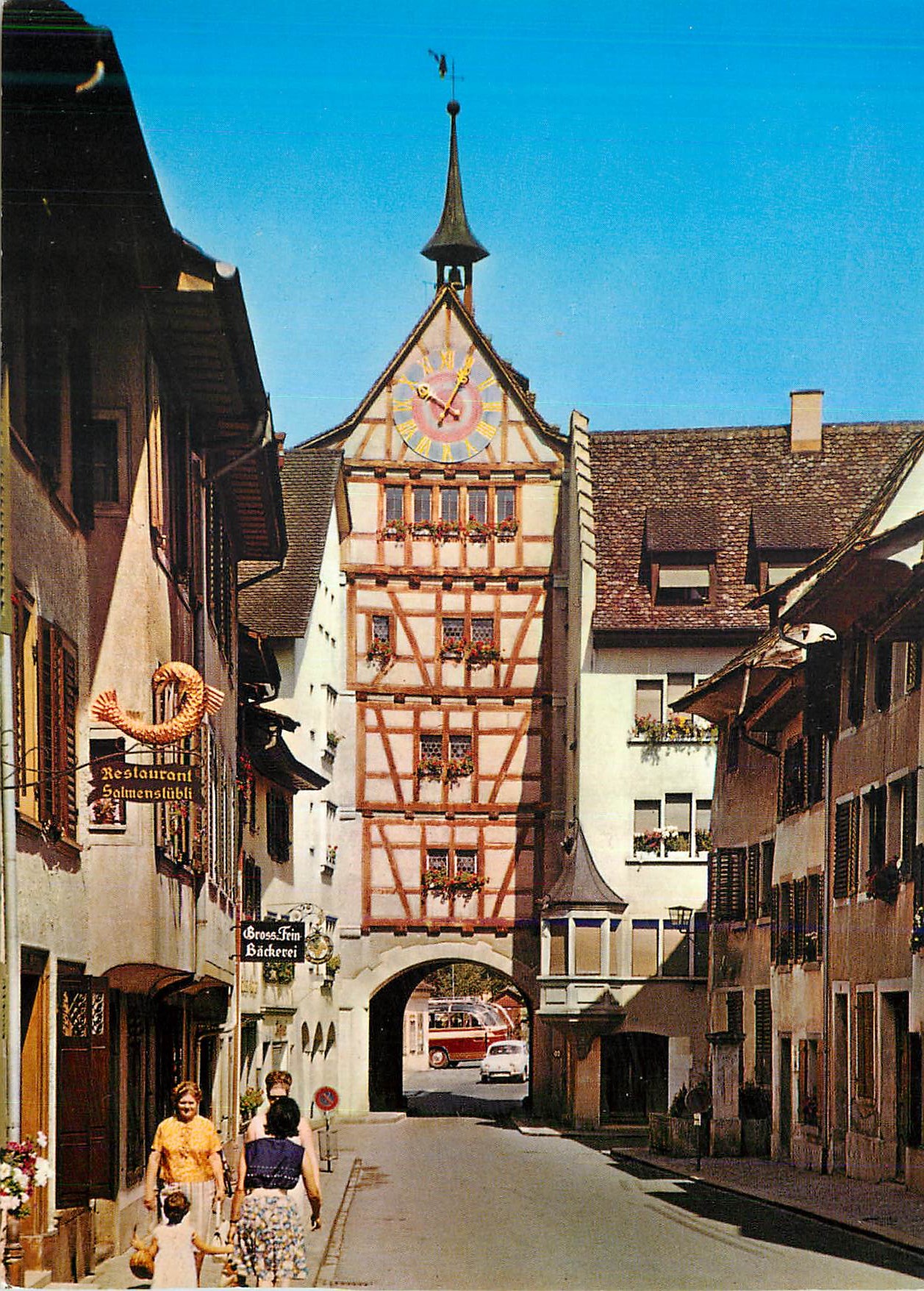 Stein am Rhein — porte d'entrée avec horloge — Photoglob-Wehrli AG, Zürich