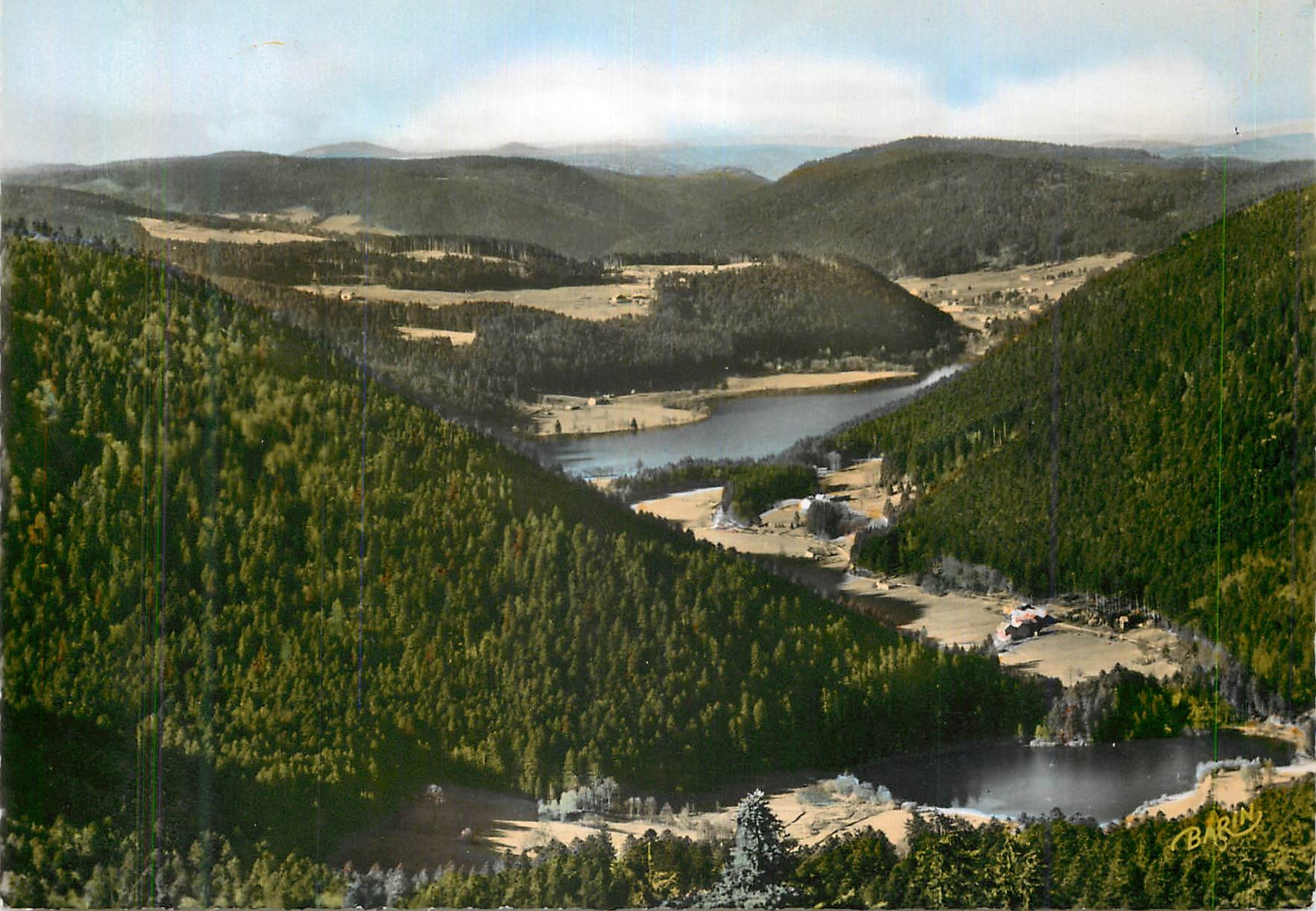 CPM Les Hautes Vosges Environs de Gerardmer La Vallee des Lacs