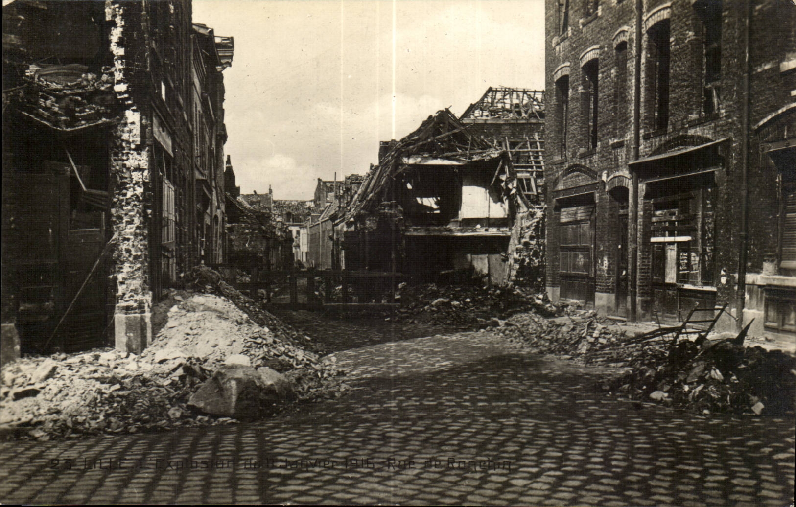 Lille CPA Explosion du 12 janvier 1915 rue de Ronchin