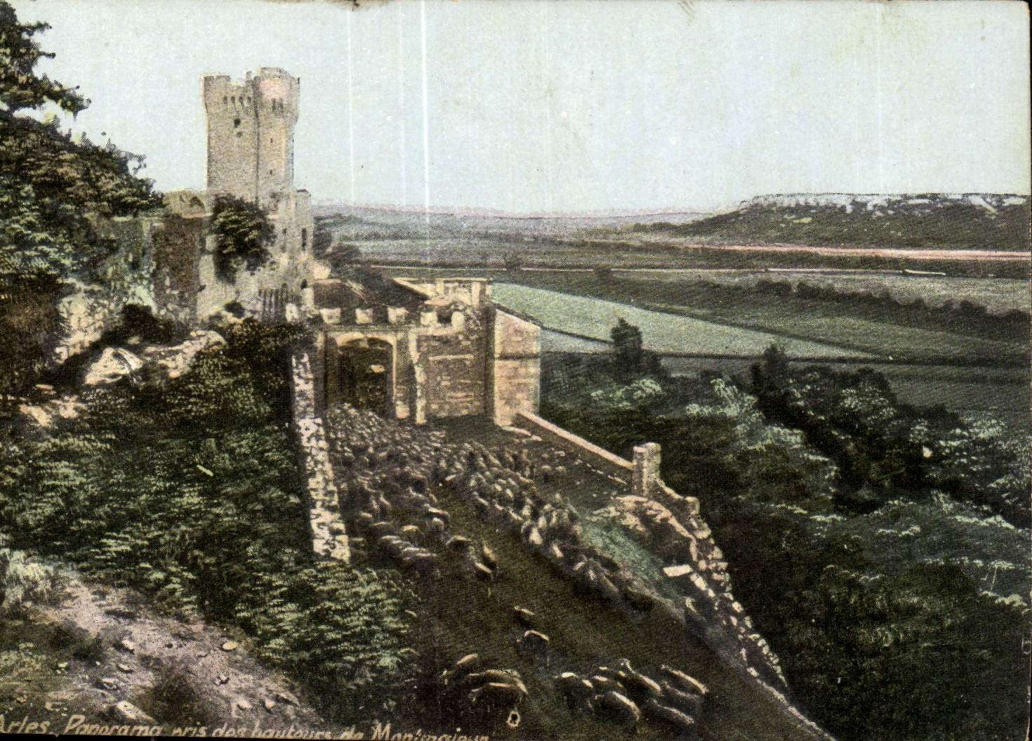 Arles - Panorama pris des hauteurs de Montmajour — éditeur anonyme, n° de série non visible