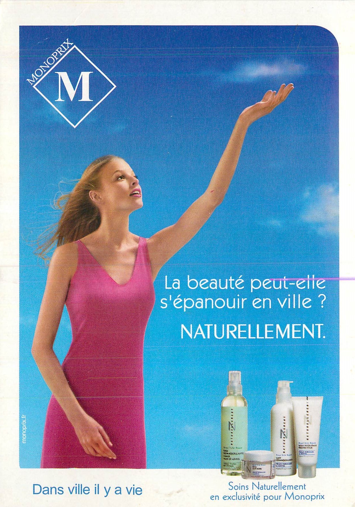 CPM La Beaute peut elle S'Epanouir en Ville Naturellement Dans la Vie il y a Vie Monoprix
