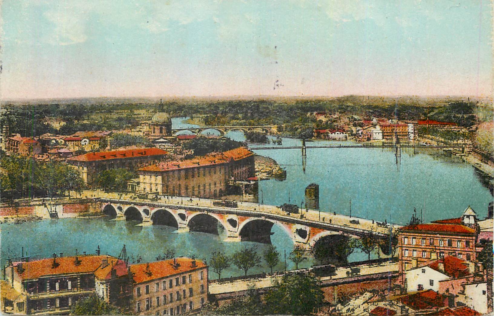 CPA Toulouse Vue Generale sur la Garonne