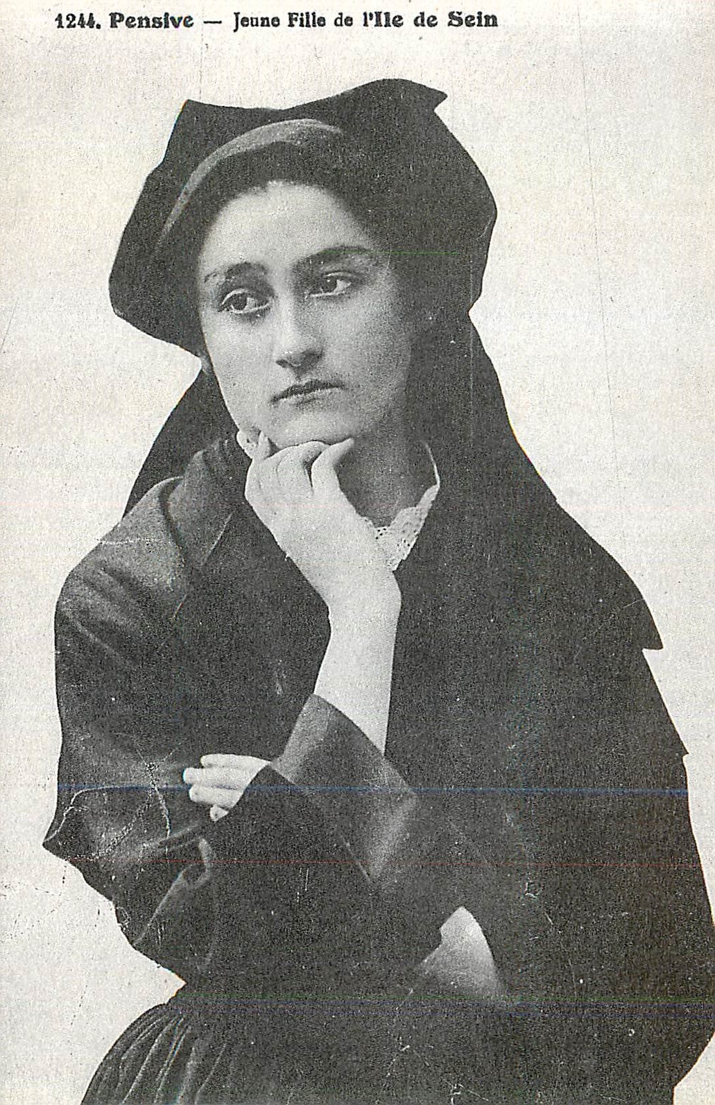 REPRO L'Ile de Sein Jeune Fille de Pensive