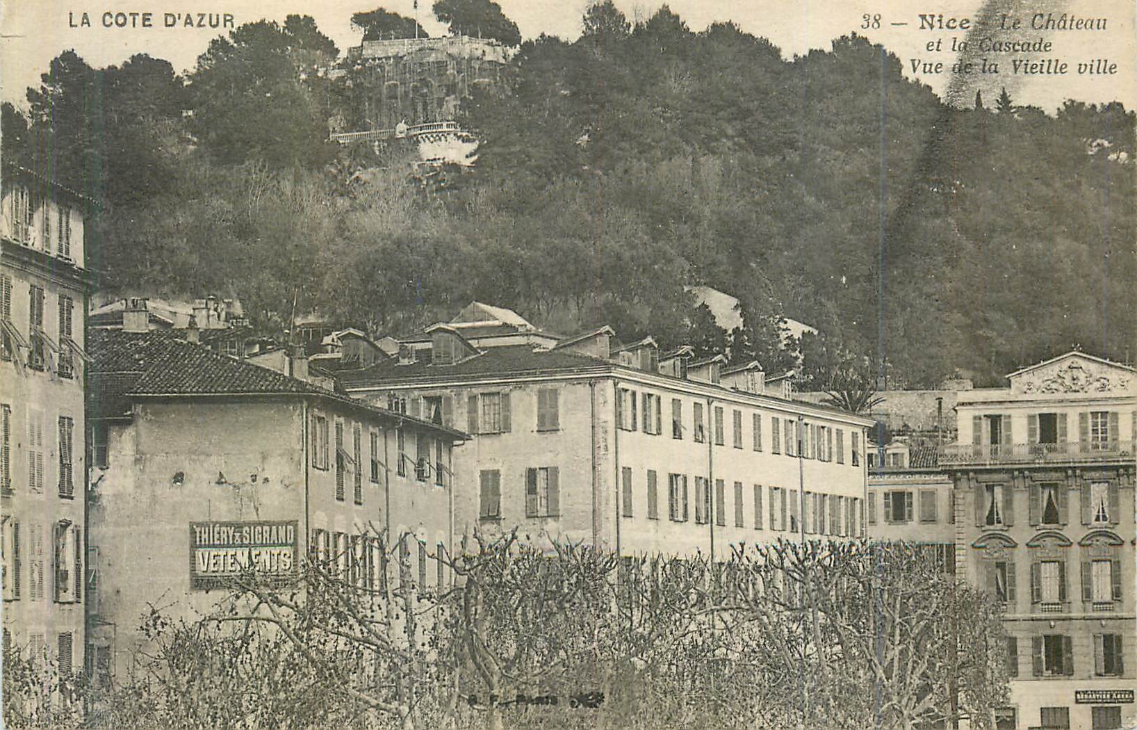 CPA Nice le Chateau et la Cascade Vue de la Vieille Ville