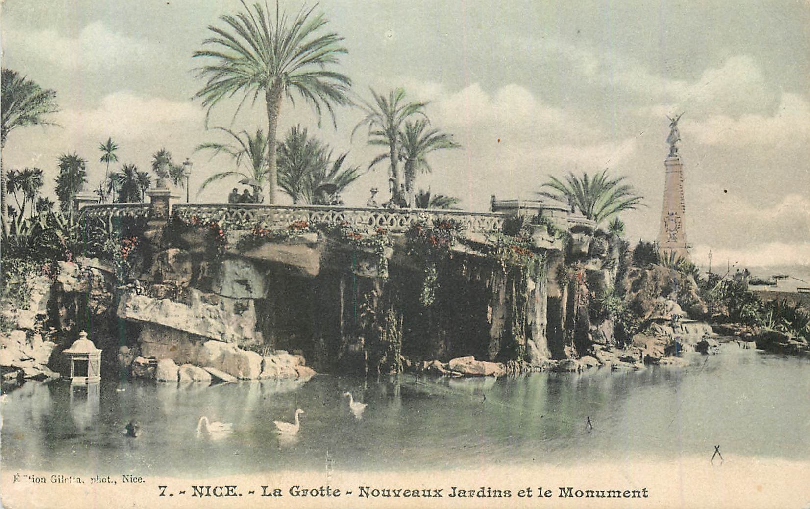 CPA Nice la Grotte Nouveaux Jardins et le Monument